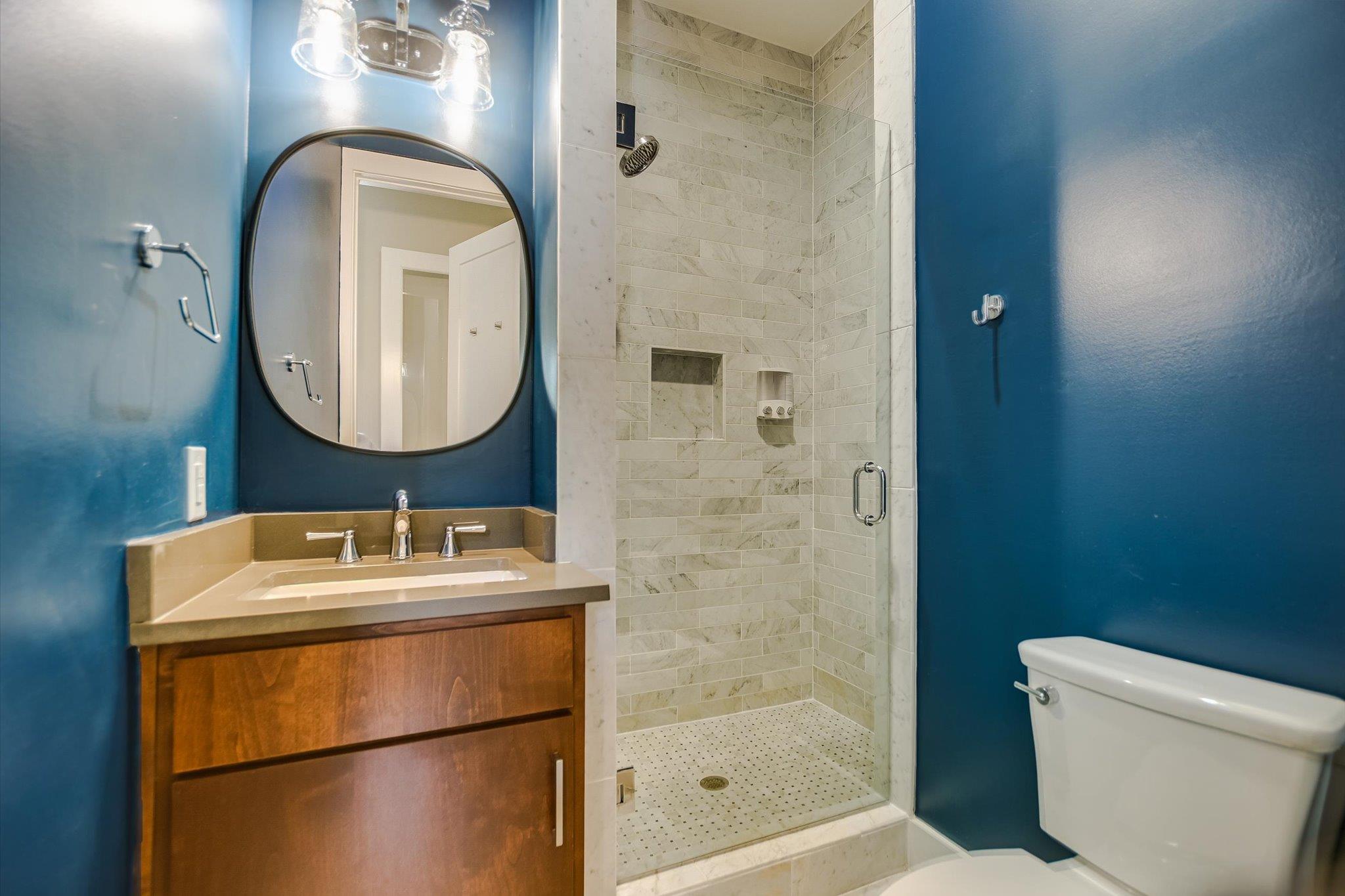 2109 W 12th St W, Austin, TX 78703