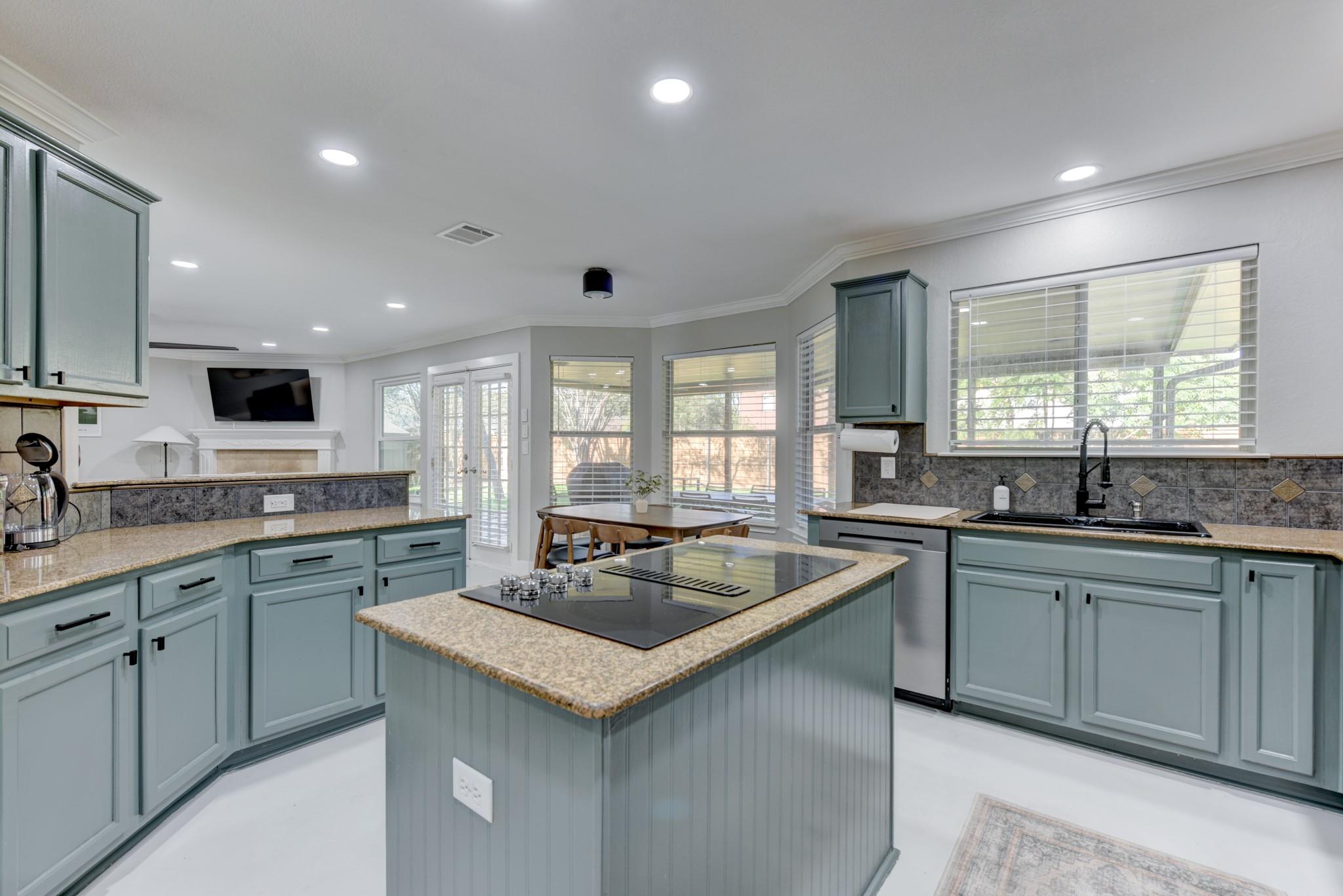 4632 Moose Dr, Austin, TX 78749