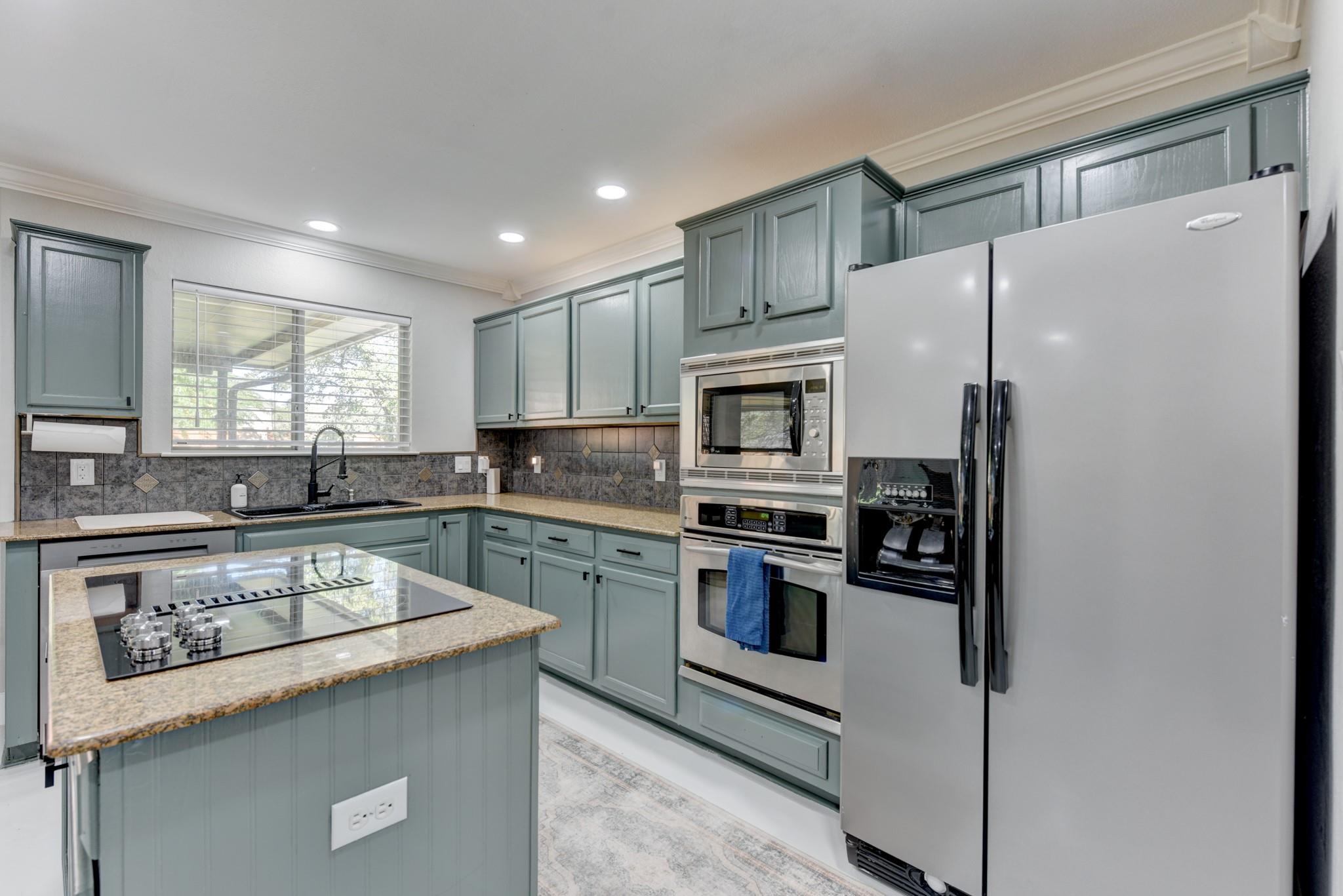 4632 Moose Dr, Austin, TX 78749