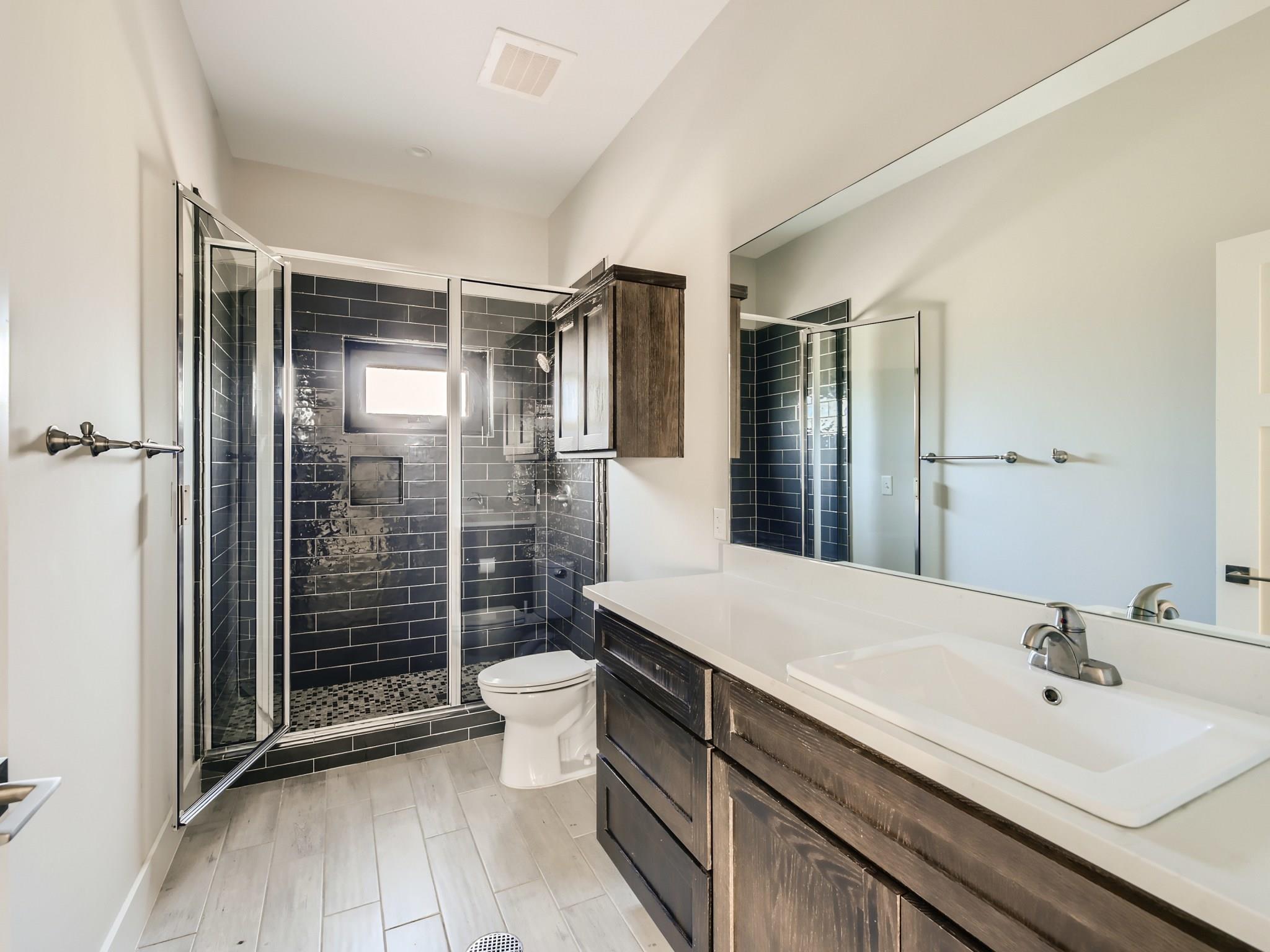 3523 Gonzalez St # 200, Austin, TX 78702
