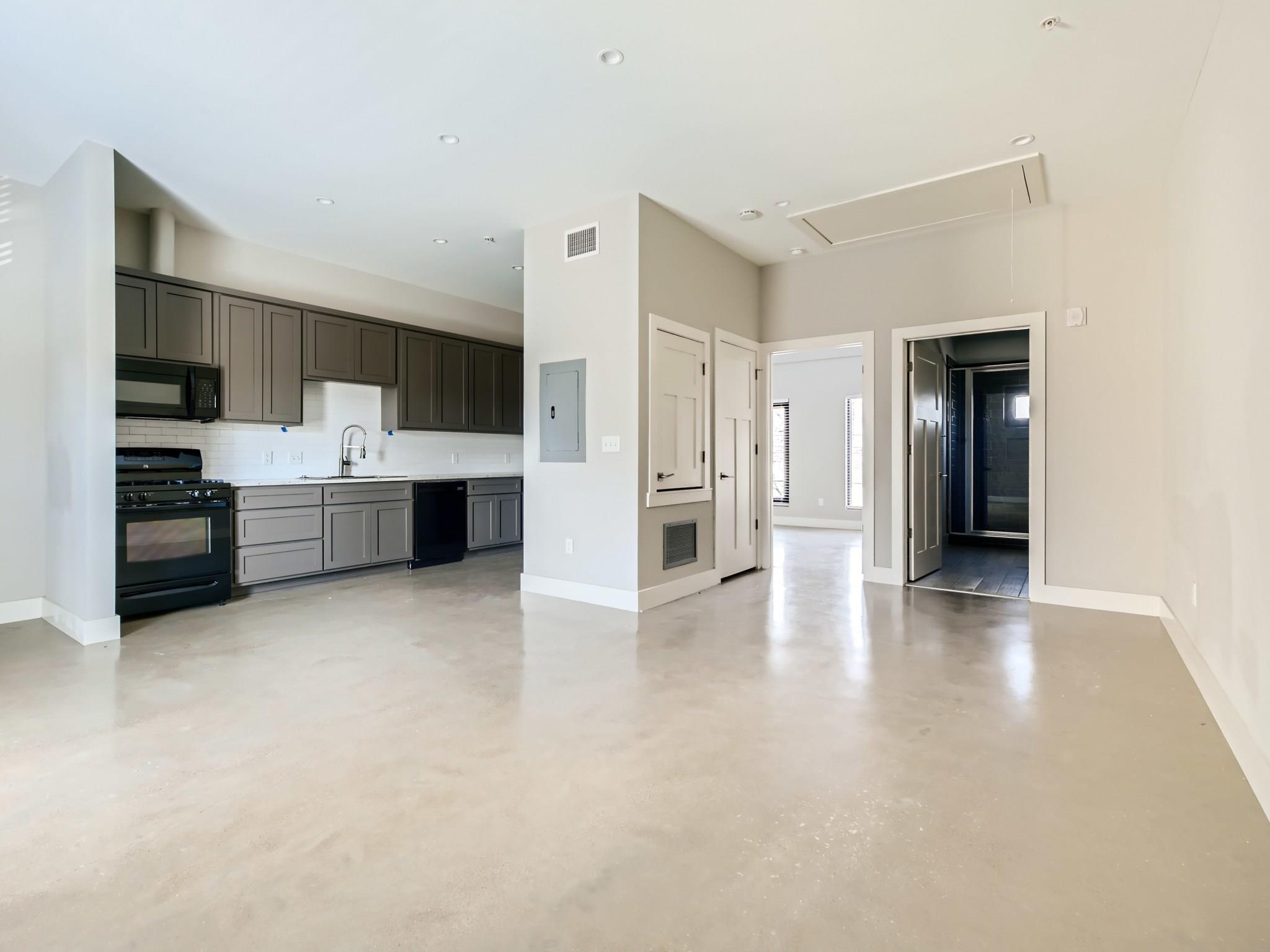 3523 Gonzalez St # 200, Austin, TX 78702