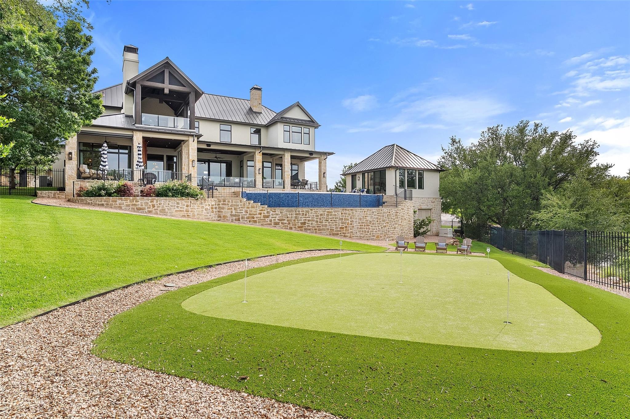 106 Diamond Hill Dr, Horseshoe Bay, TX 78657