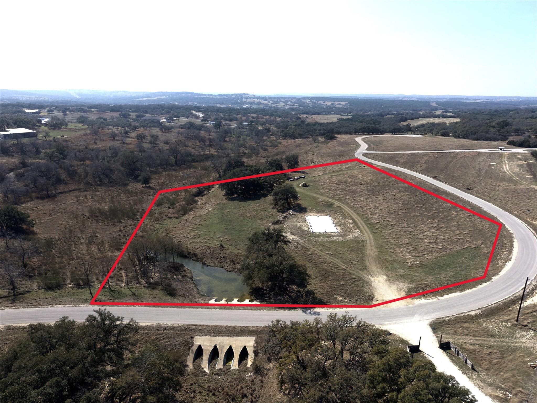 124 E Purple Sage Trl, Blanco, TX 78606