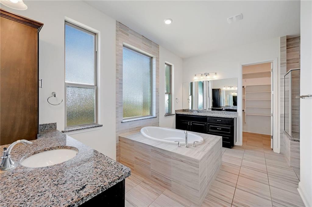 168 Raton Pass, Dripping Springs, TX 78620