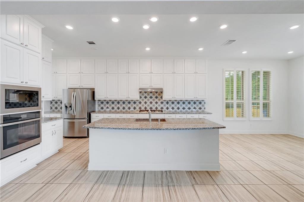 168 Raton Pass, Dripping Springs, TX 78620