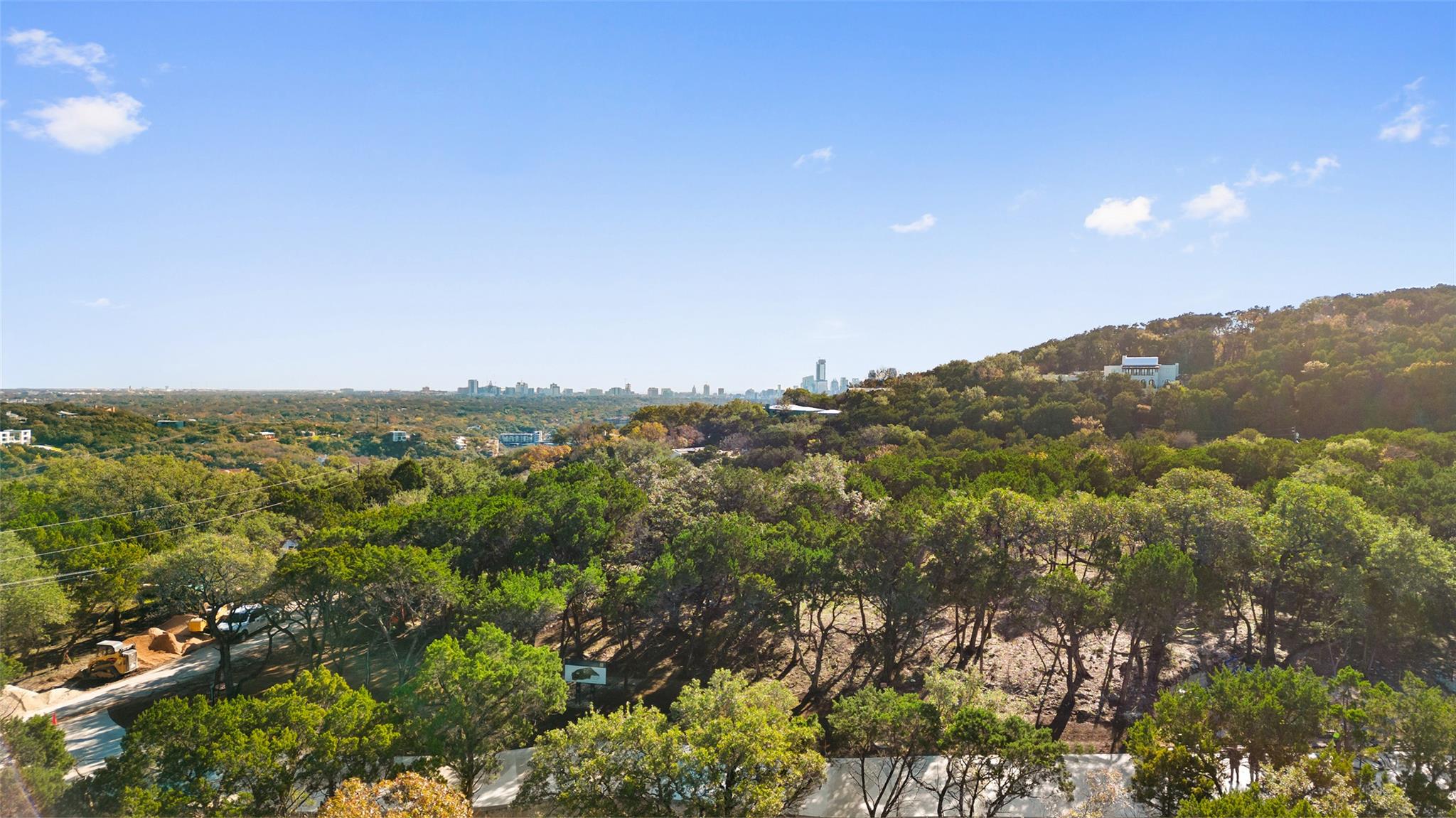 2 Martelli Ln, Austin, TX 78746