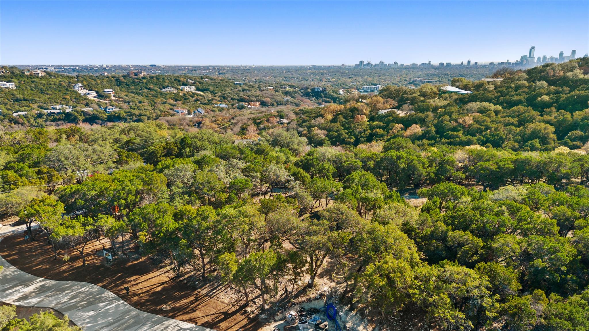 2 Martelli Ln, Austin, TX 78746