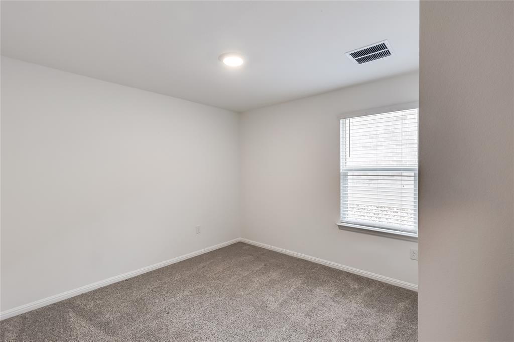 2921 Owl Head Dr, Leander, TX 78641