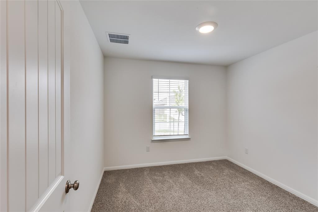 2921 Owl Head Dr, Leander, TX 78641
