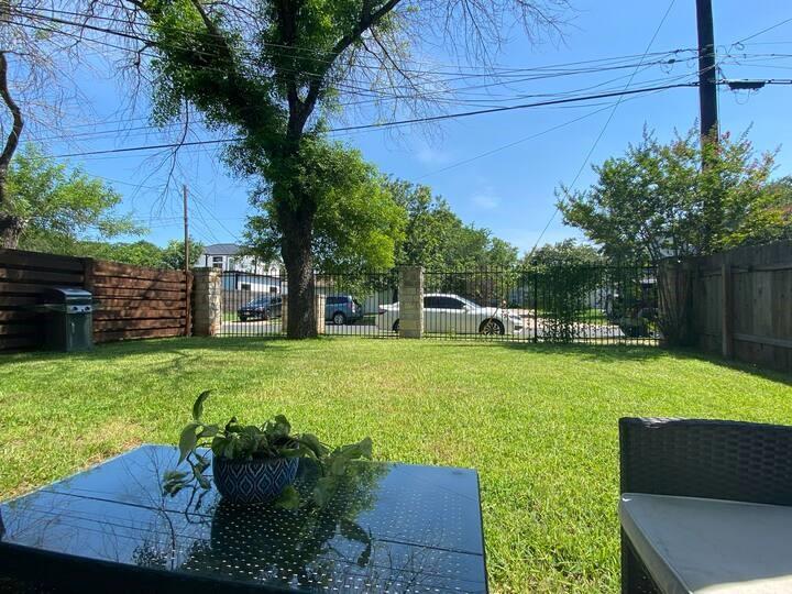 1007 Taulbee Ln # A, Austin, TX 78757