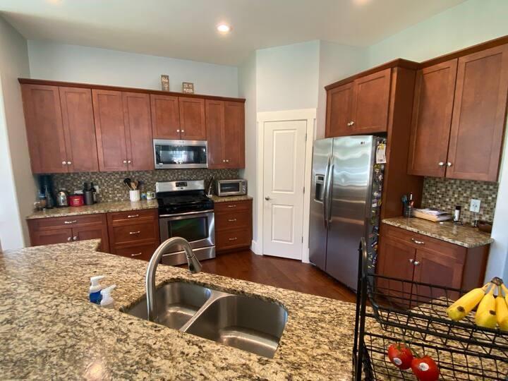 1007 Taulbee Ln # A, Austin, TX 78757