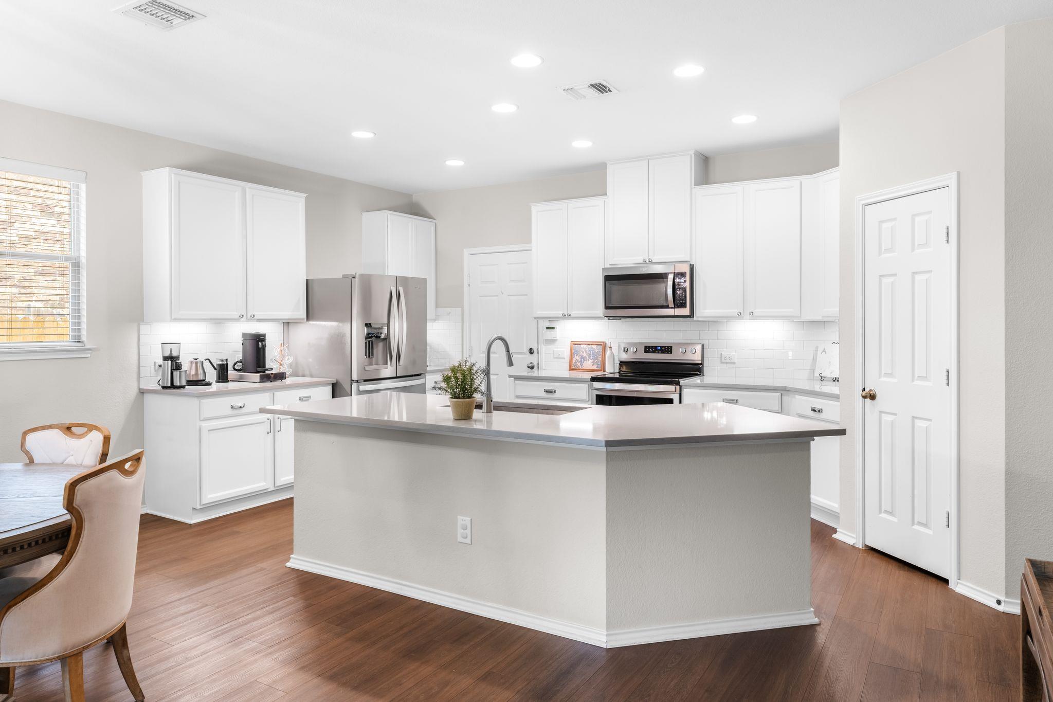 1133 Yellow Iris Rd, Leander, TX 78641
