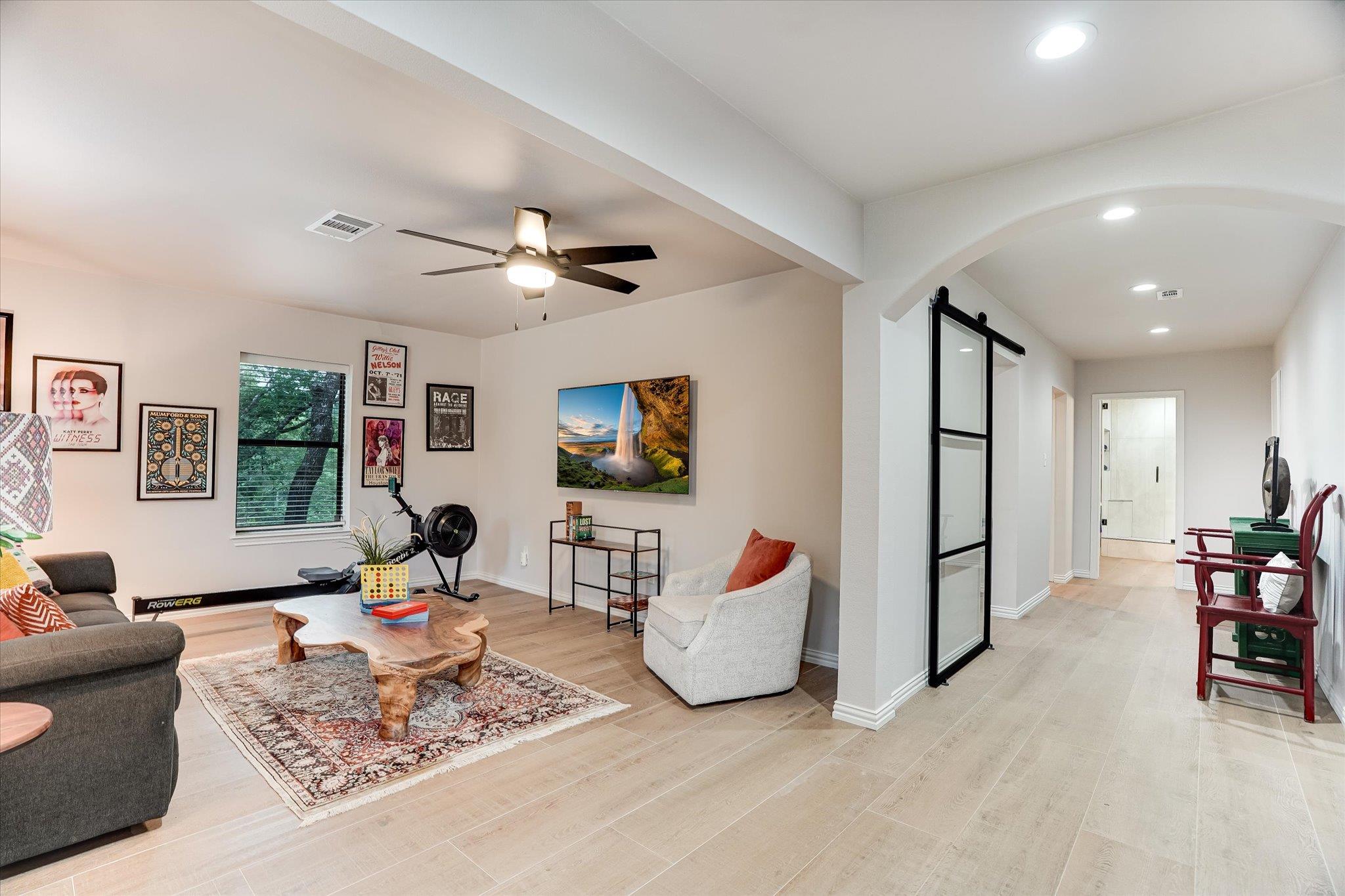 6327 Pathfinder Dr, Austin, TX 78759