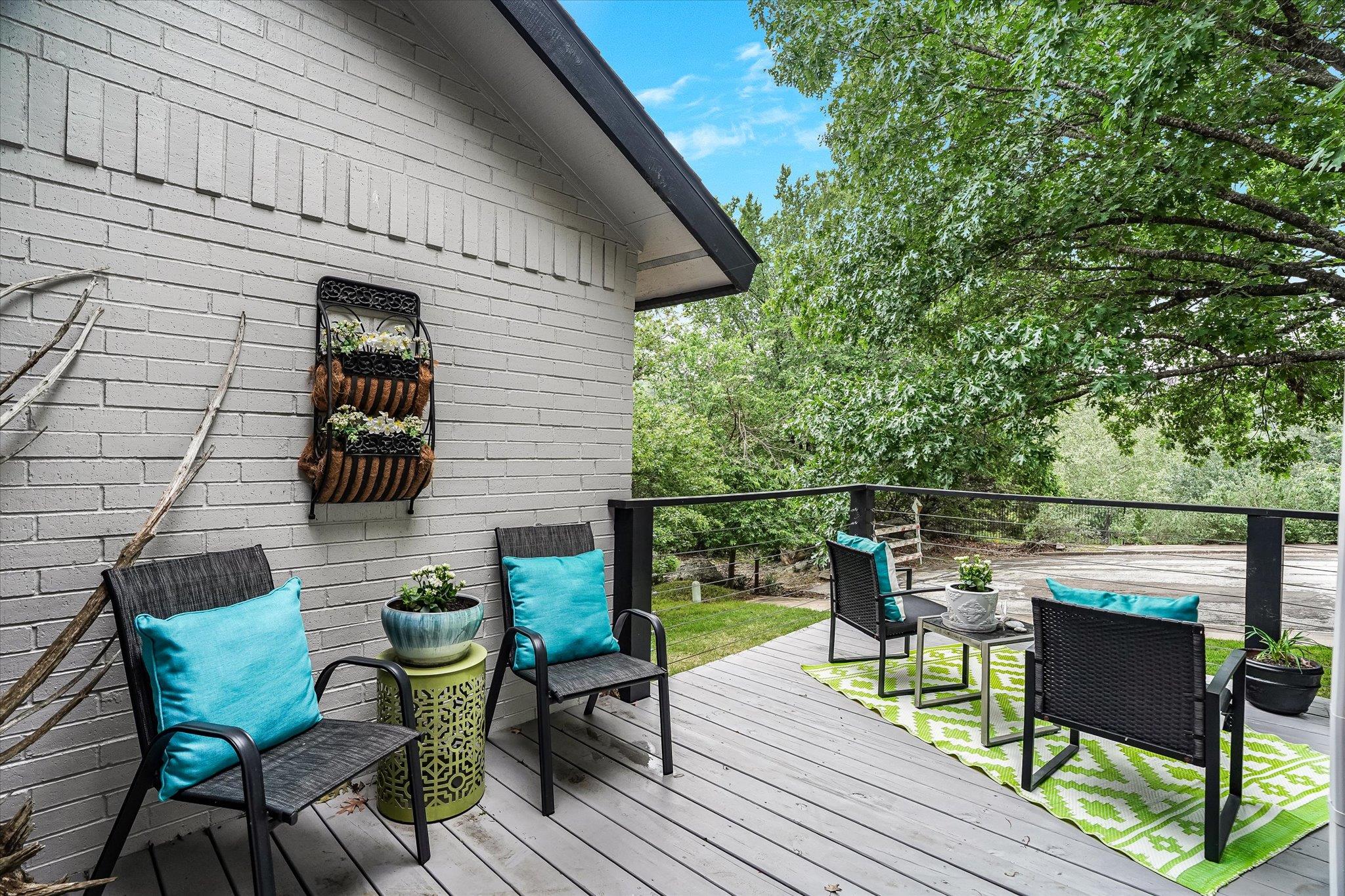 6327 Pathfinder Dr, Austin, TX 78759