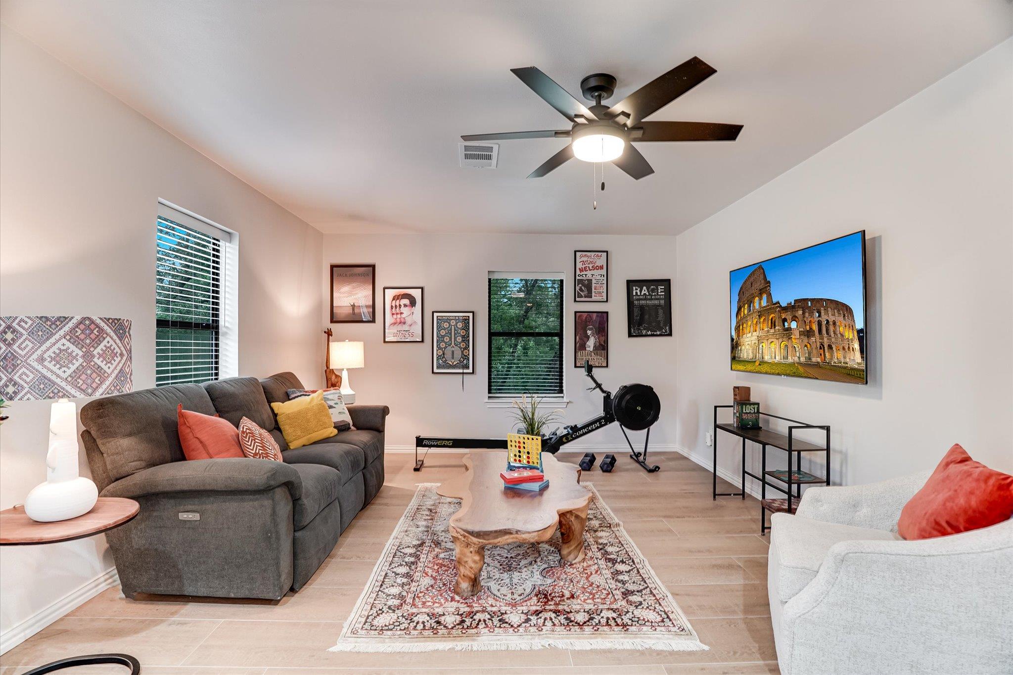 6327 Pathfinder Dr, Austin, TX 78759