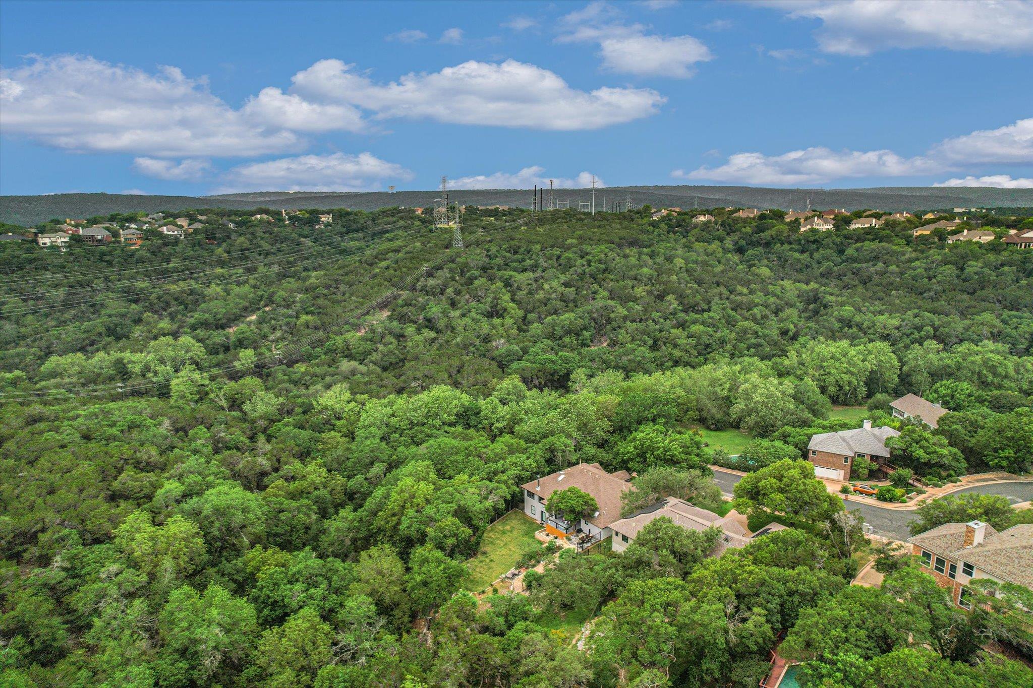 6327 Pathfinder Dr, Austin, TX 78759