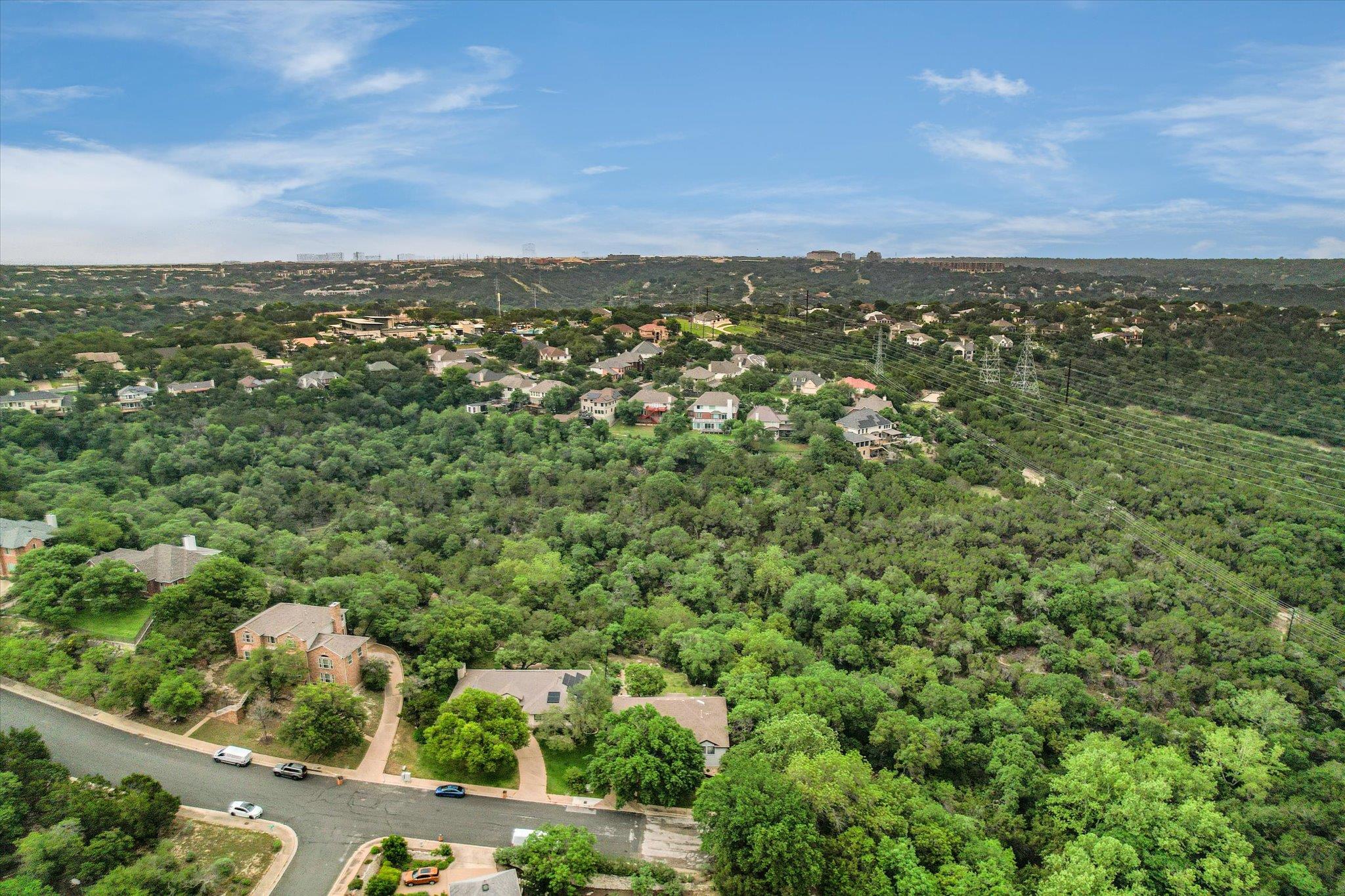 6327 Pathfinder Dr, Austin, TX 78759