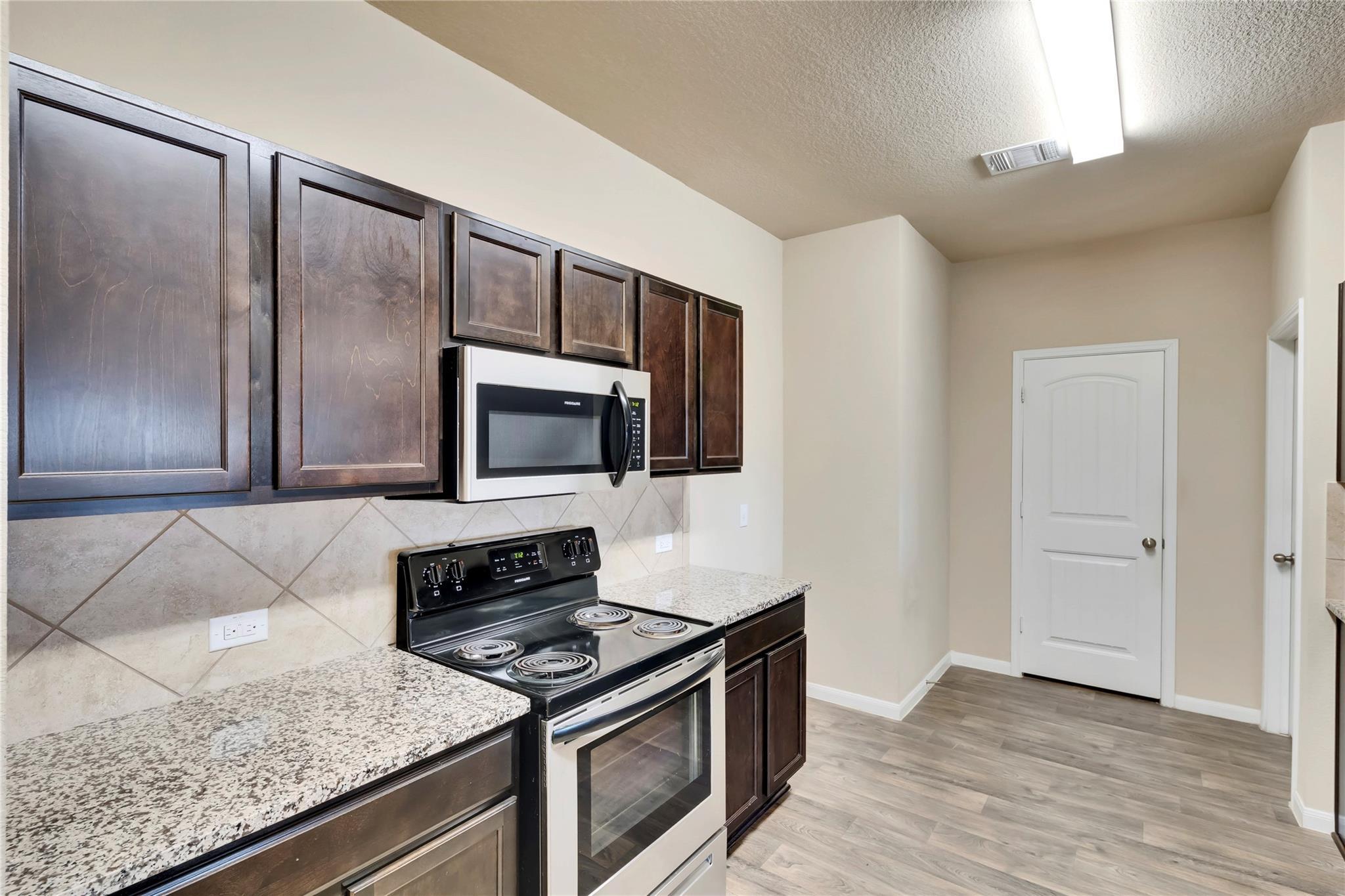5913 Diamondleaf Bnd, Austin, TX 78724
