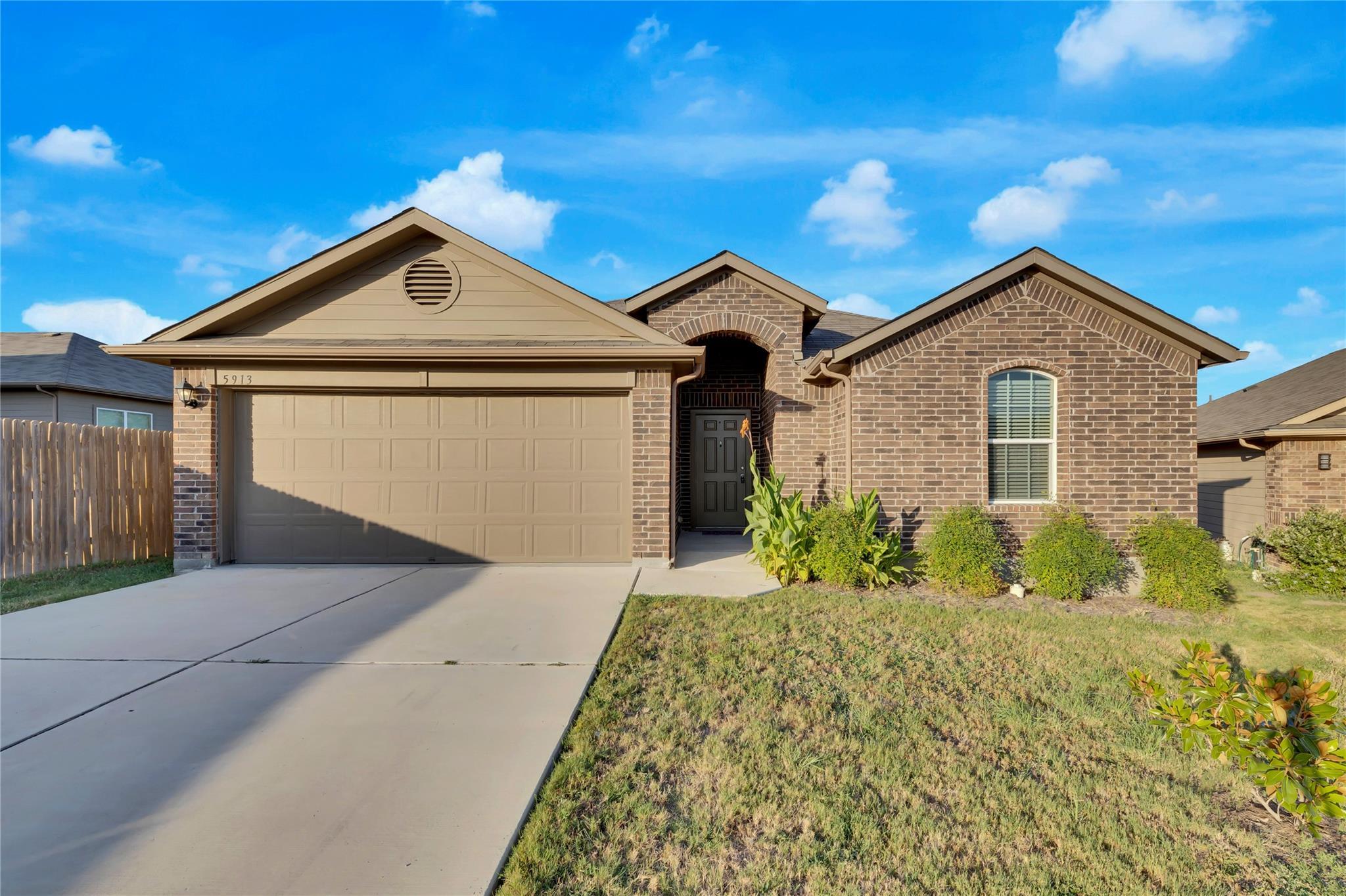 5913 Diamondleaf Bnd, Austin, TX 78724