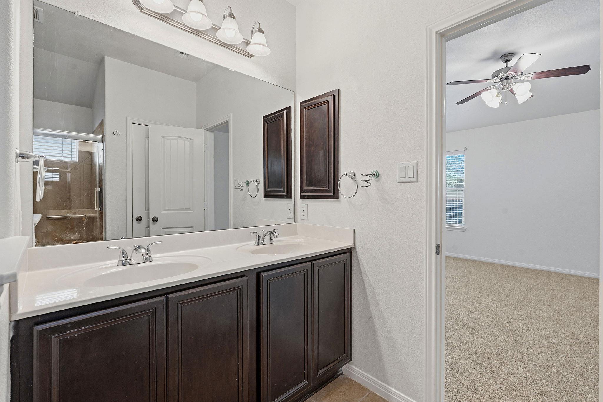 8541 Inca Dove Dr, Austin, TX 78729