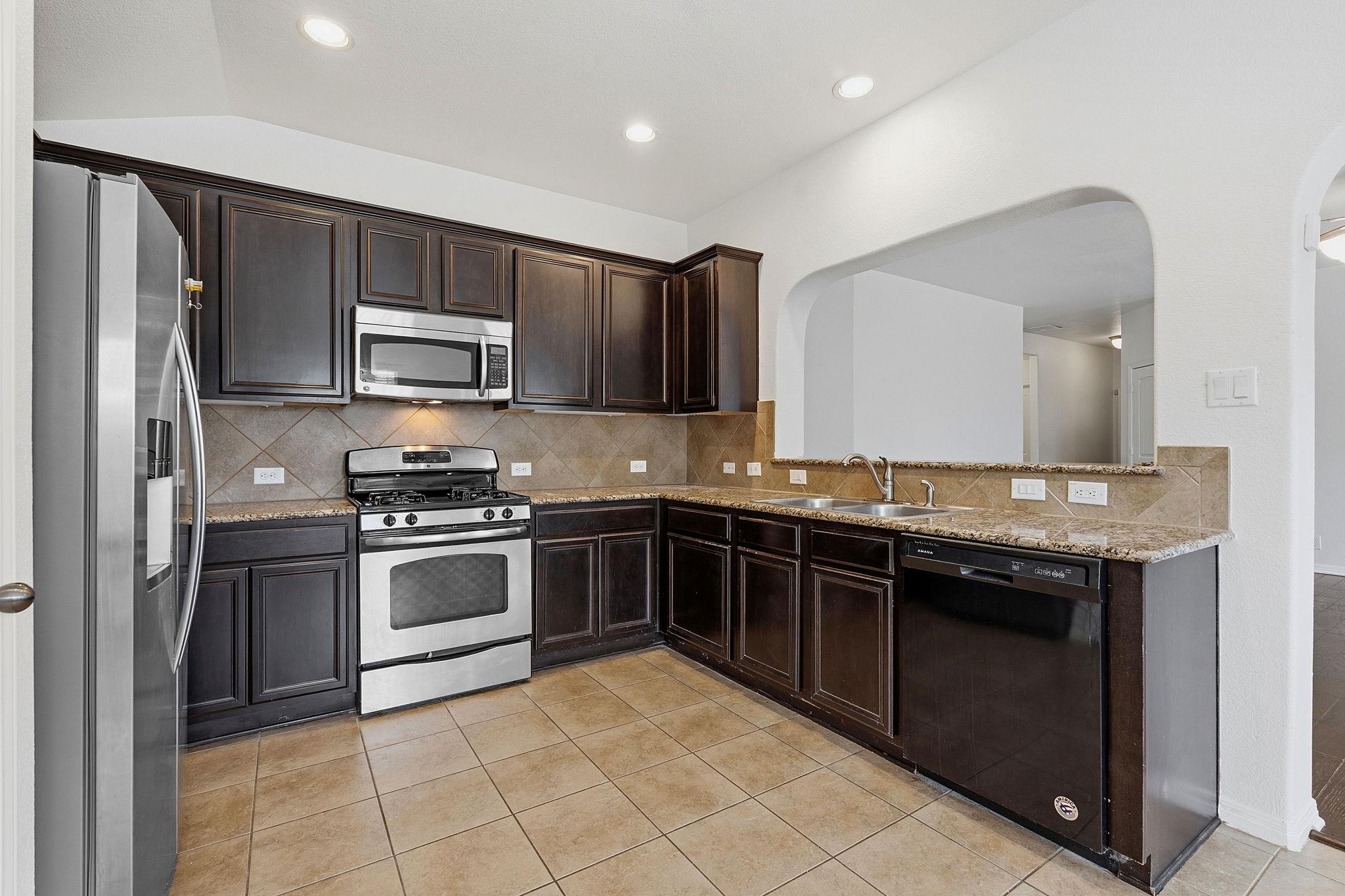 8541 Inca Dove Dr, Austin, TX 78729