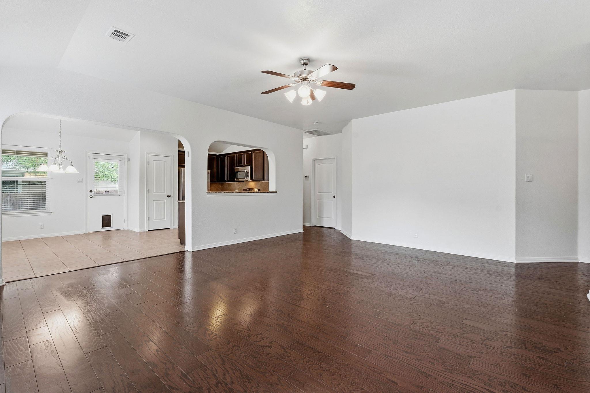 8541 Inca Dove Dr, Austin, TX 78729