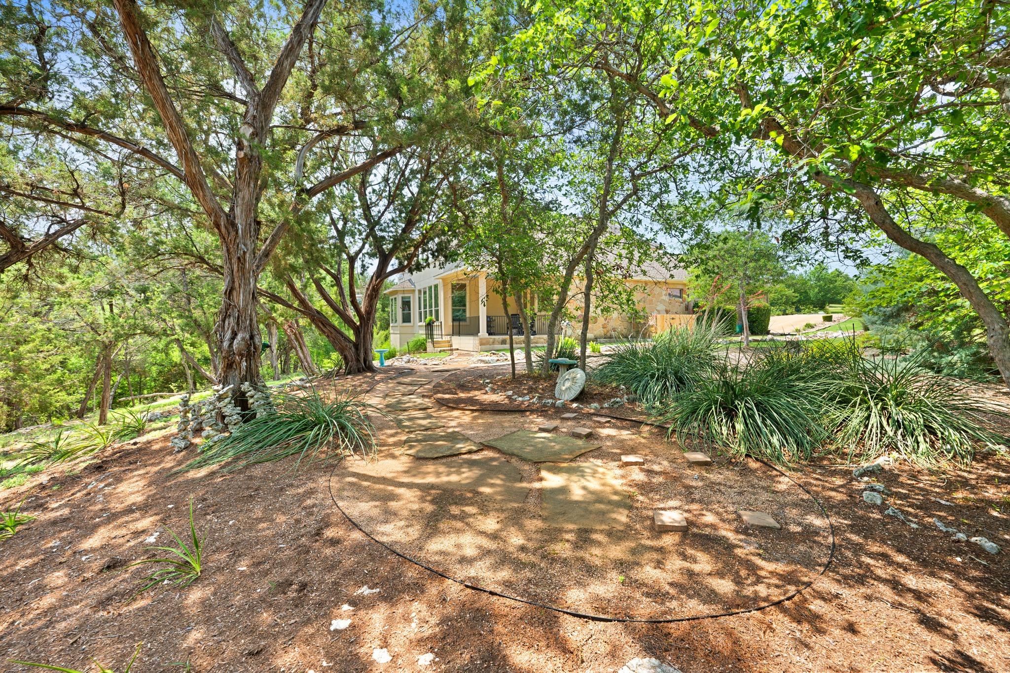 219 GREAT CANNON Ln, Austin, TX 78738