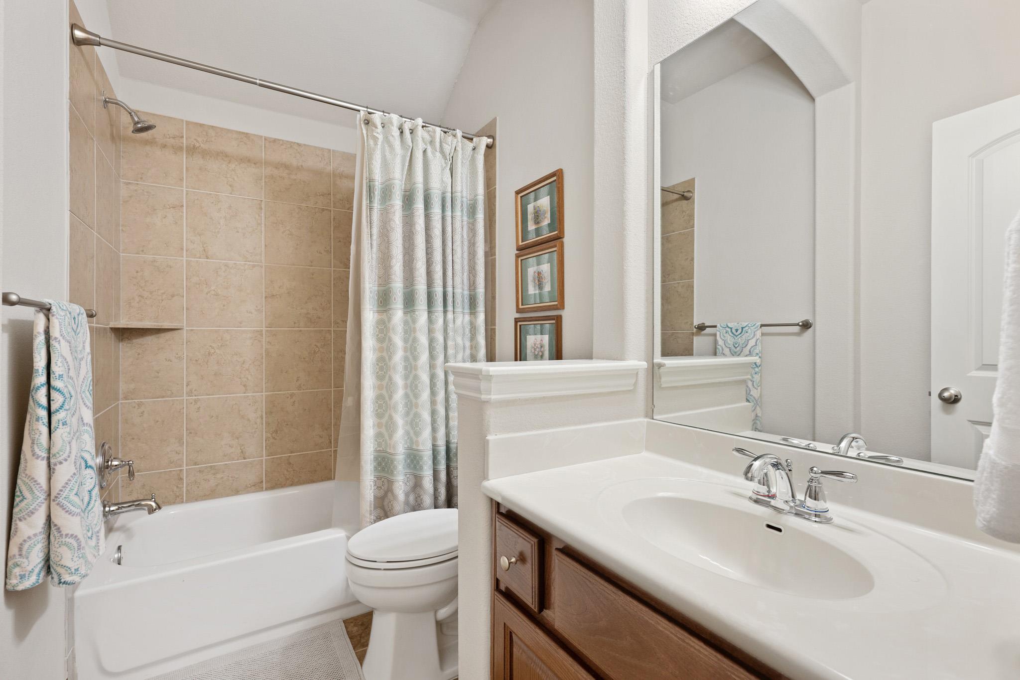 219 GREAT CANNON Ln, Austin, TX 78738