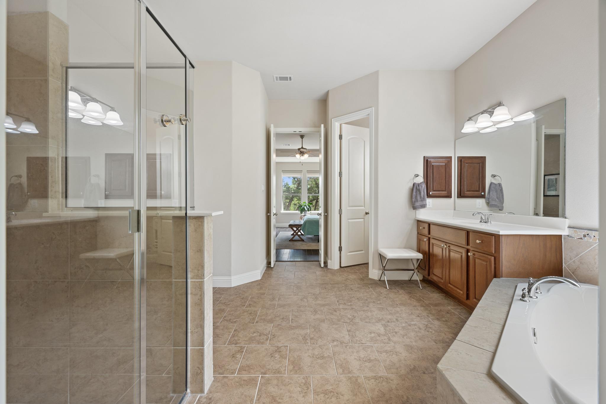 219 GREAT CANNON Ln, Austin, TX 78738