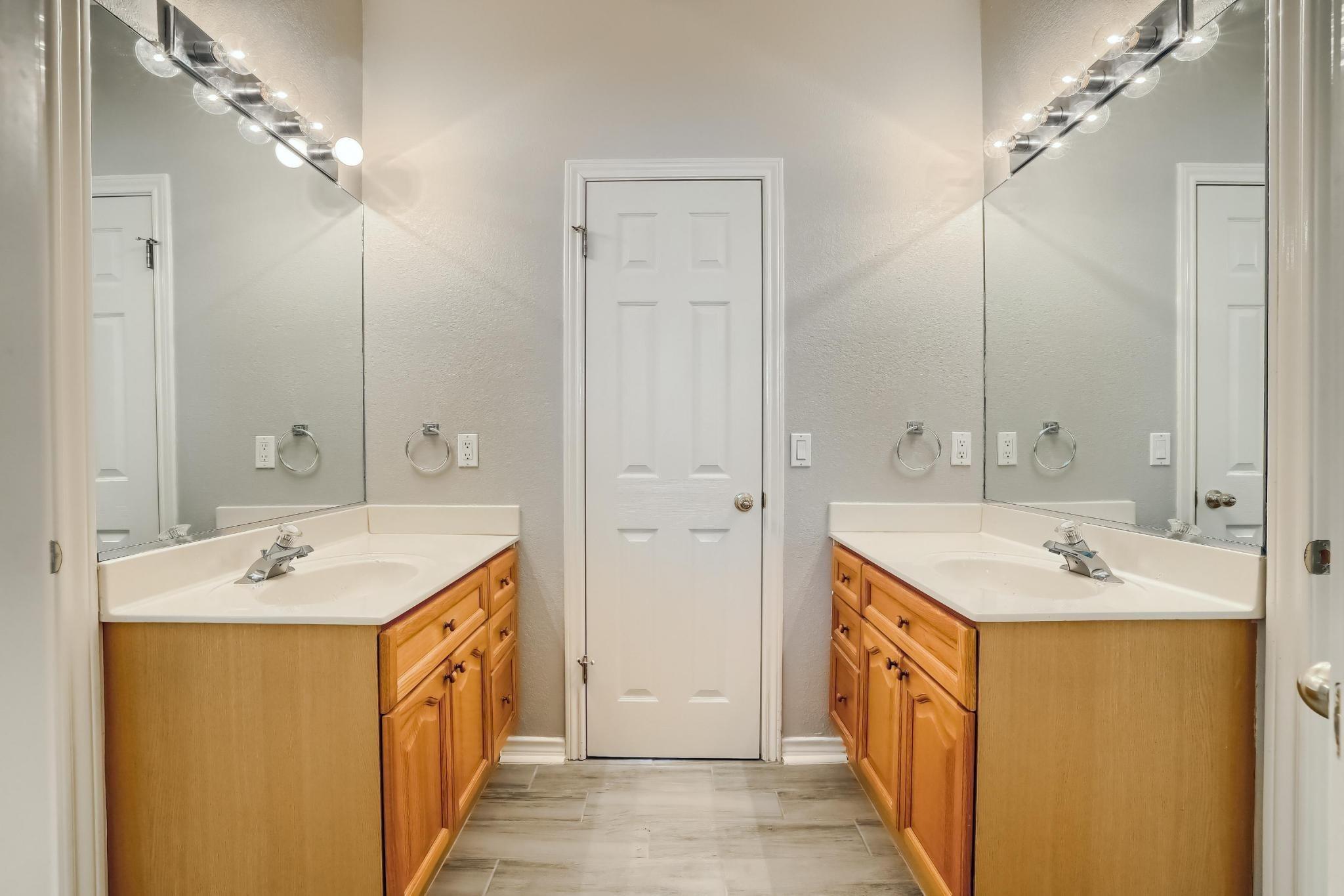 9904 Mariah Cv, Austin, TX 78717