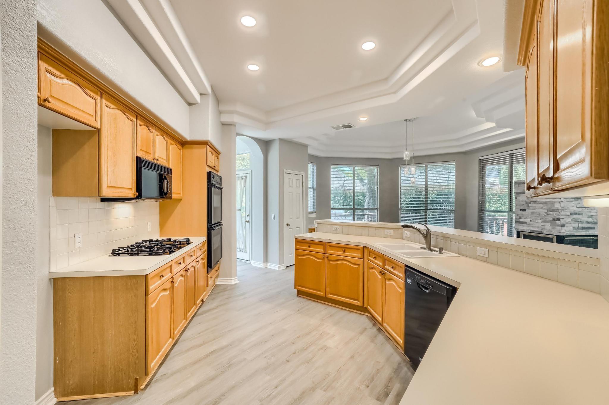 9904 Mariah Cv, Austin, TX 78717
