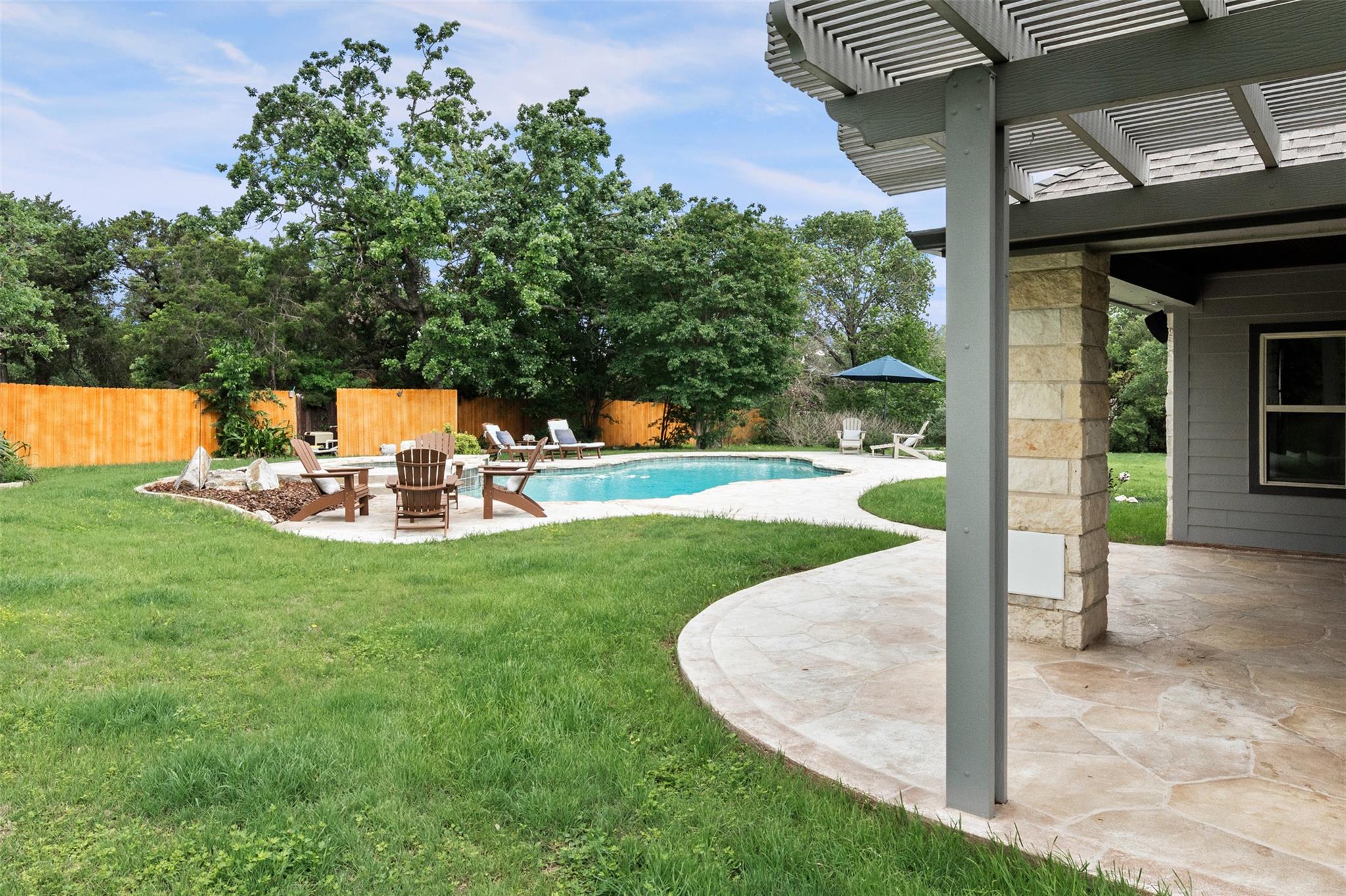 4950 Lago Vista Dr, Belton, TX 76513