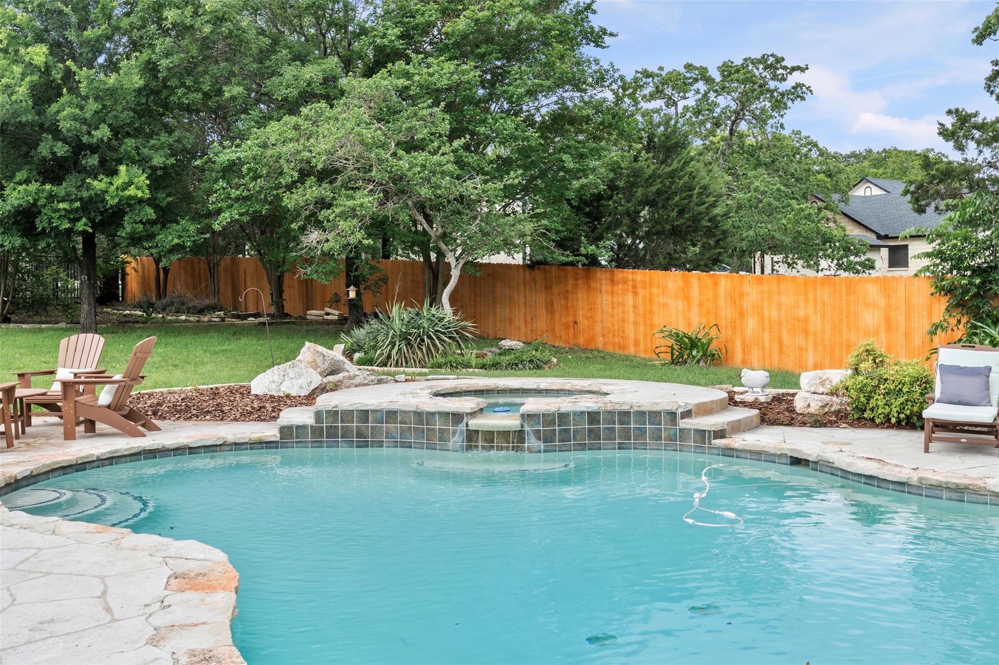 4950 Lago Vista Dr, Belton, TX 76513