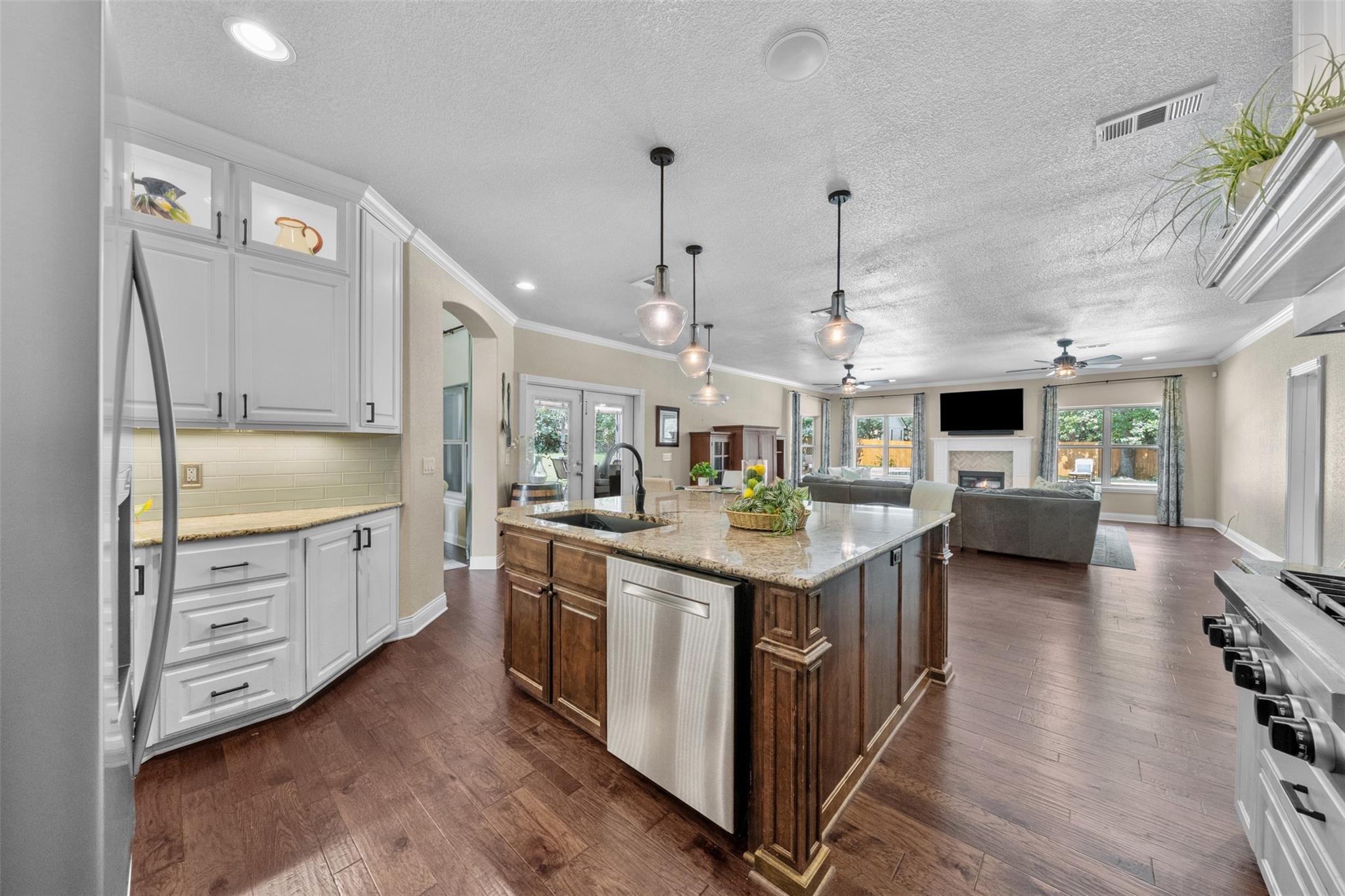 4950 Lago Vista Dr, Belton, TX 76513