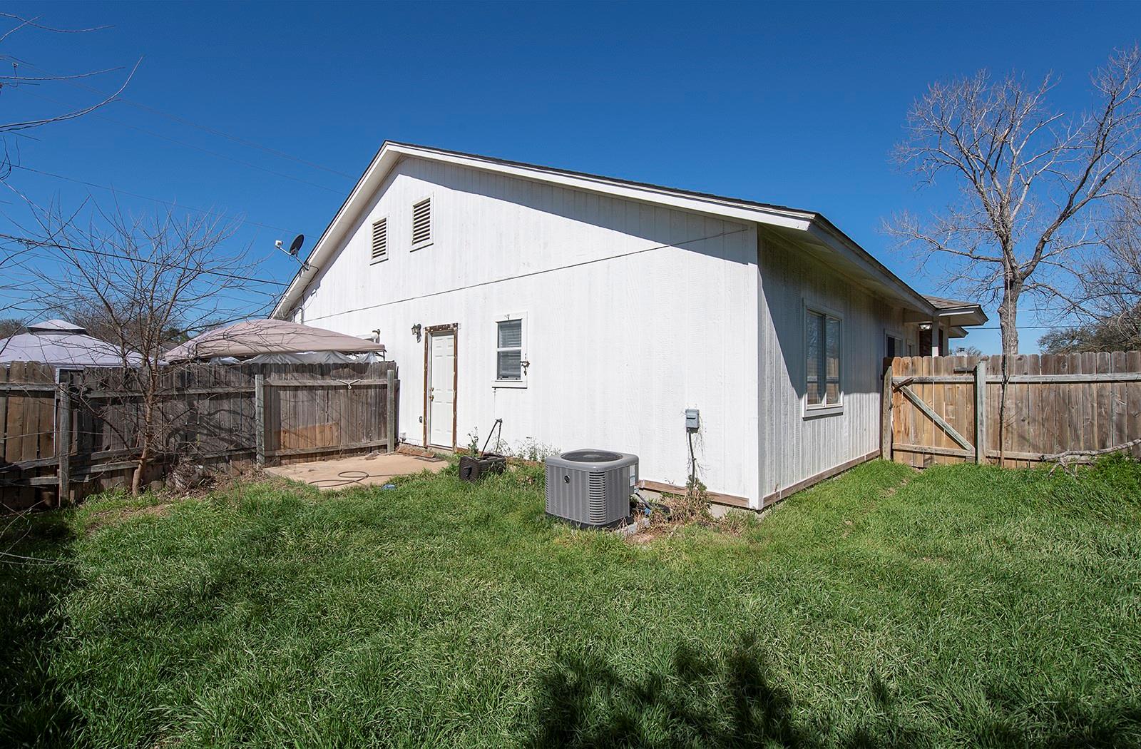 322 Tamara Dr # B, Georgetown, TX 78628
