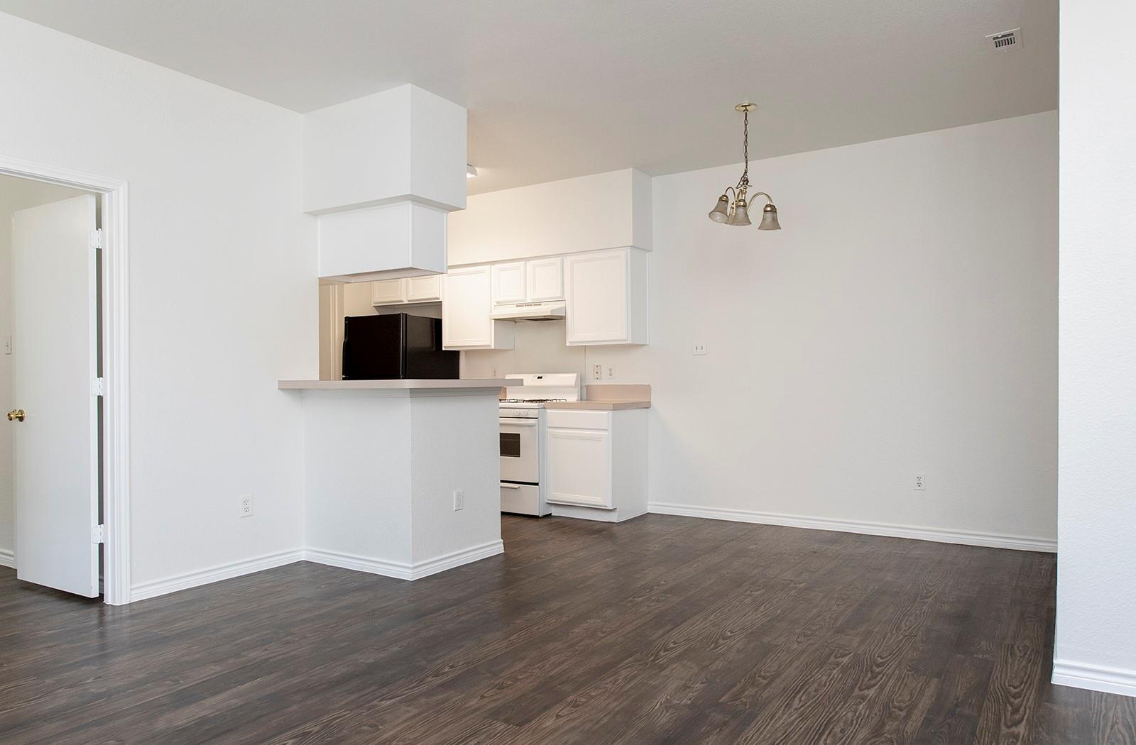 322 Tamara Dr # B, Georgetown, TX 78628