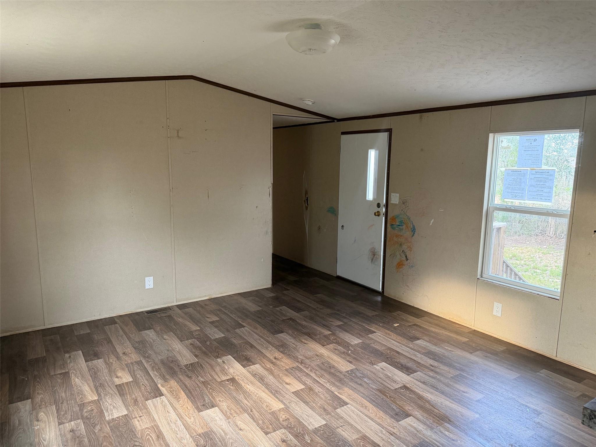 309 Oak Arbor Trl, Del Valle, TX 78617