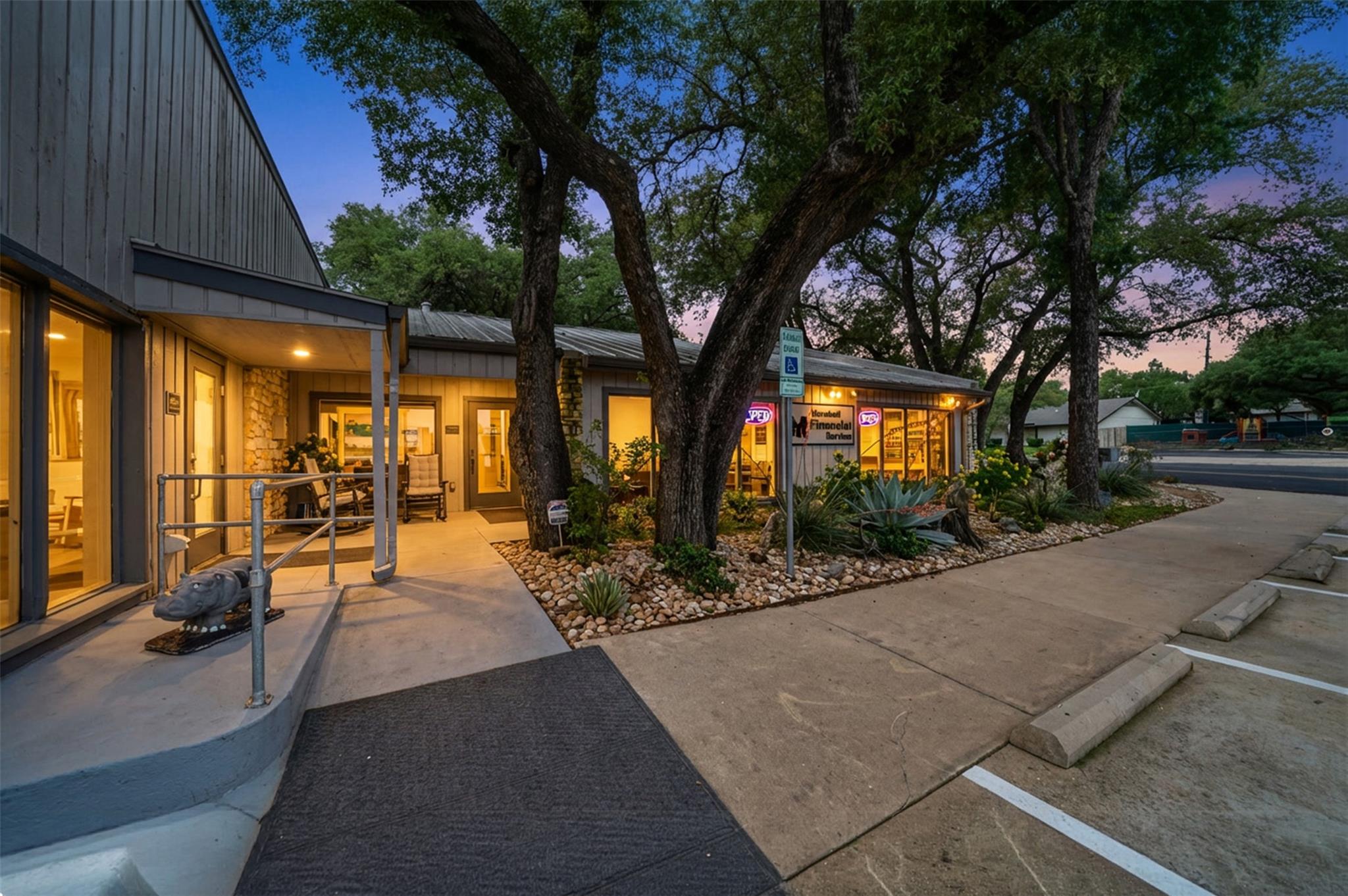 9911 Woodland Village Dr # A, Austin, TX 78750