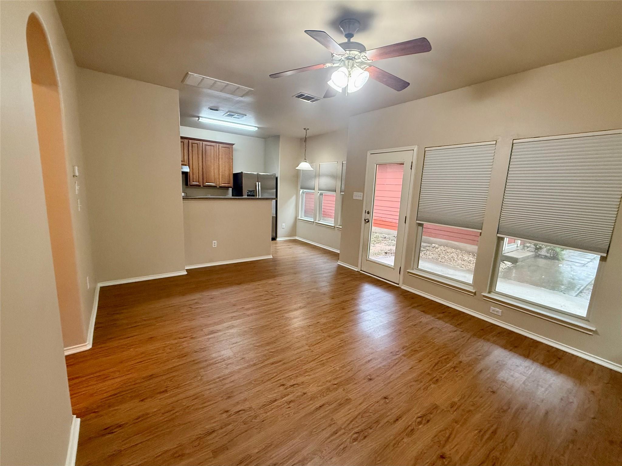 538 McGarity, Kyle, TX 78640