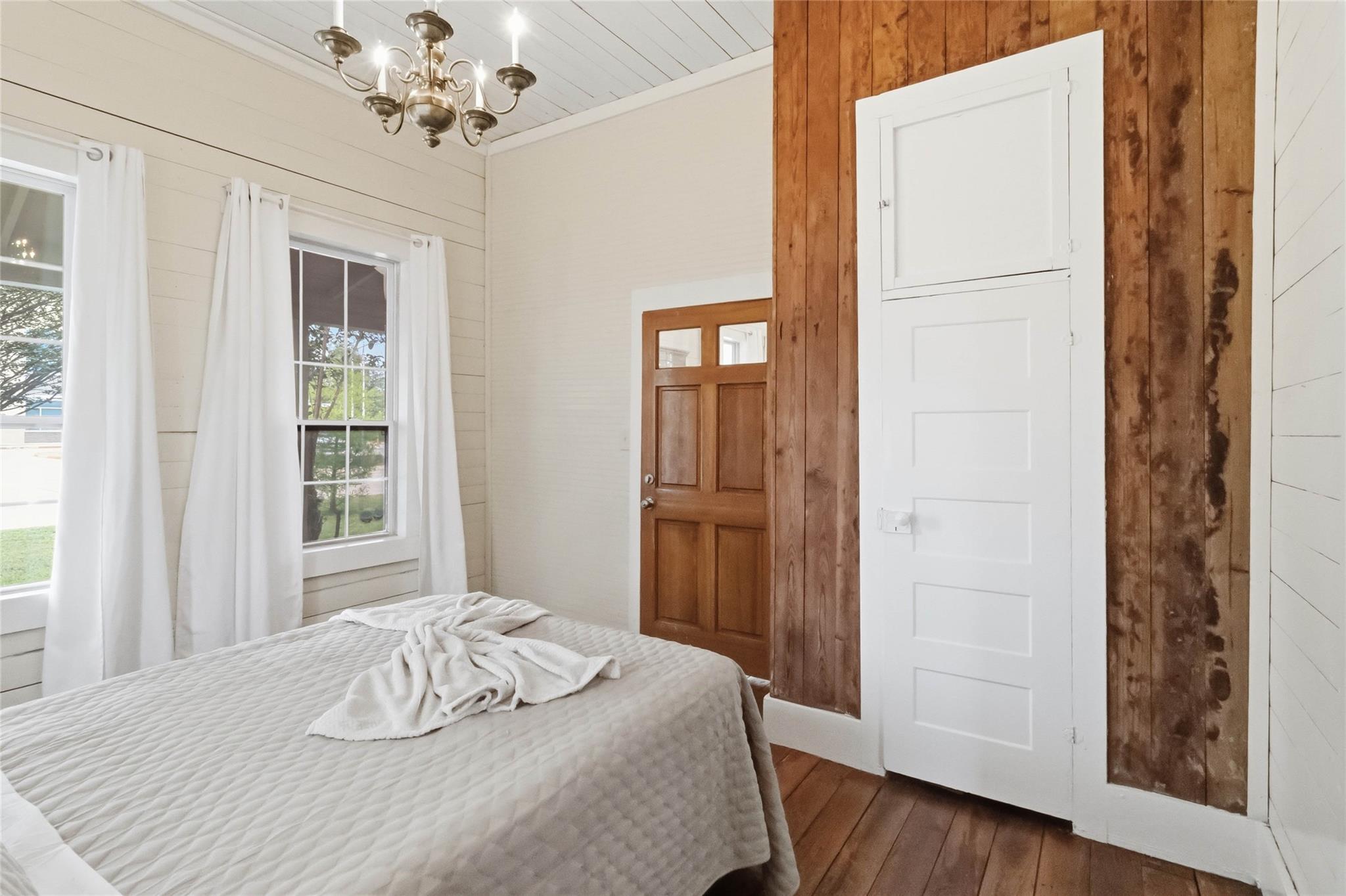 1201 Farm St, Bastrop, TX 78602