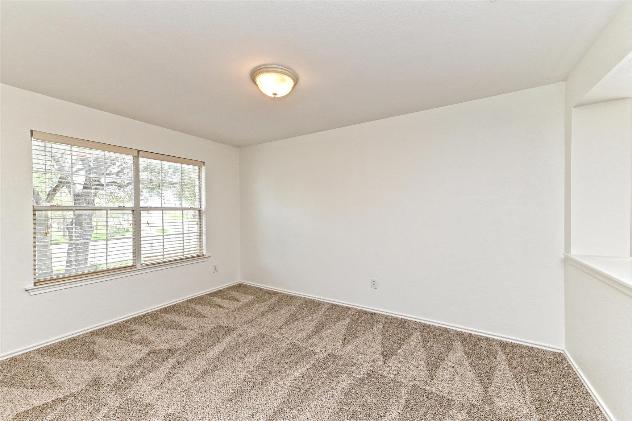 113 Sawgrass Cir, Kyle, TX 78640