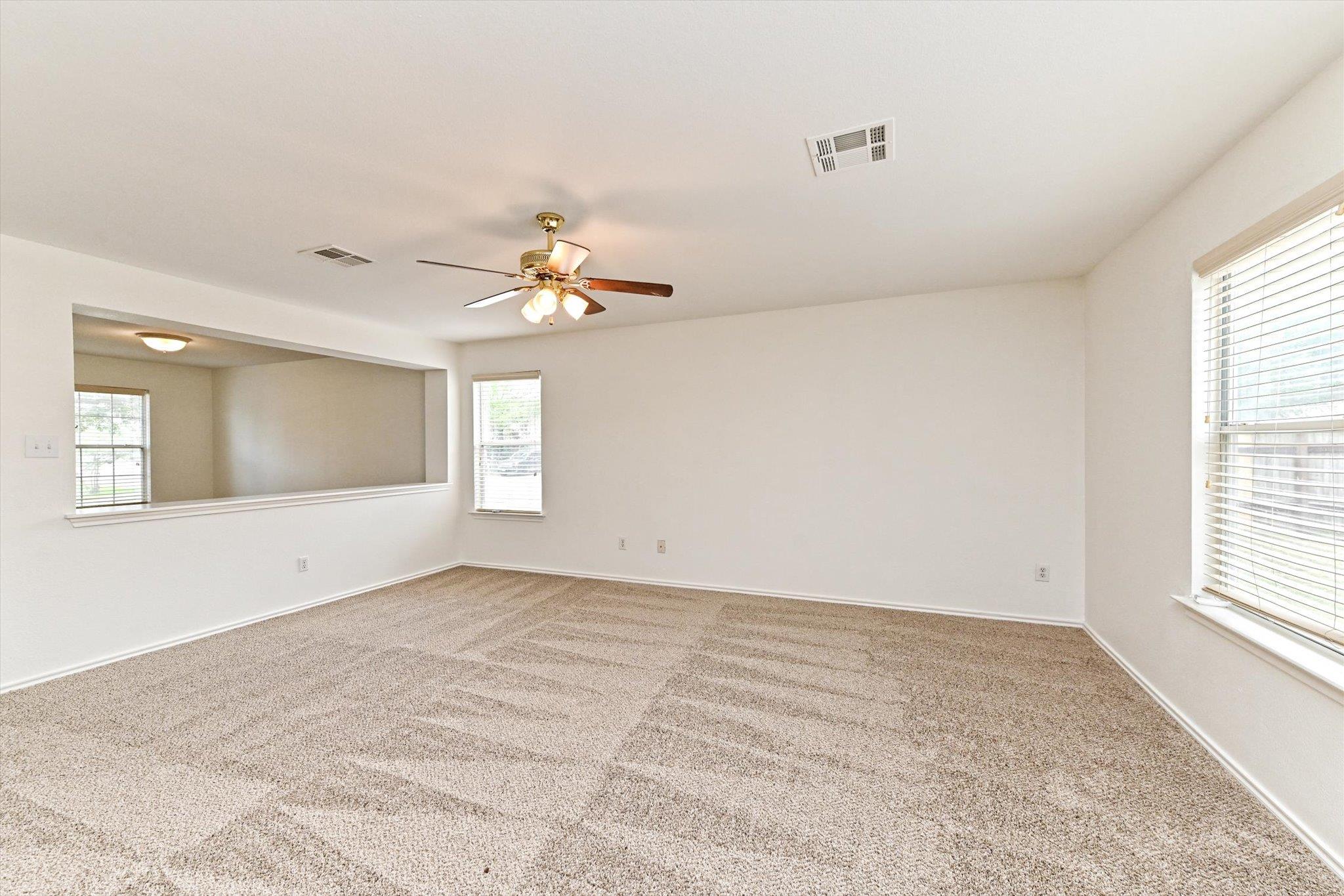 113 Sawgrass Cir, Kyle, TX 78640