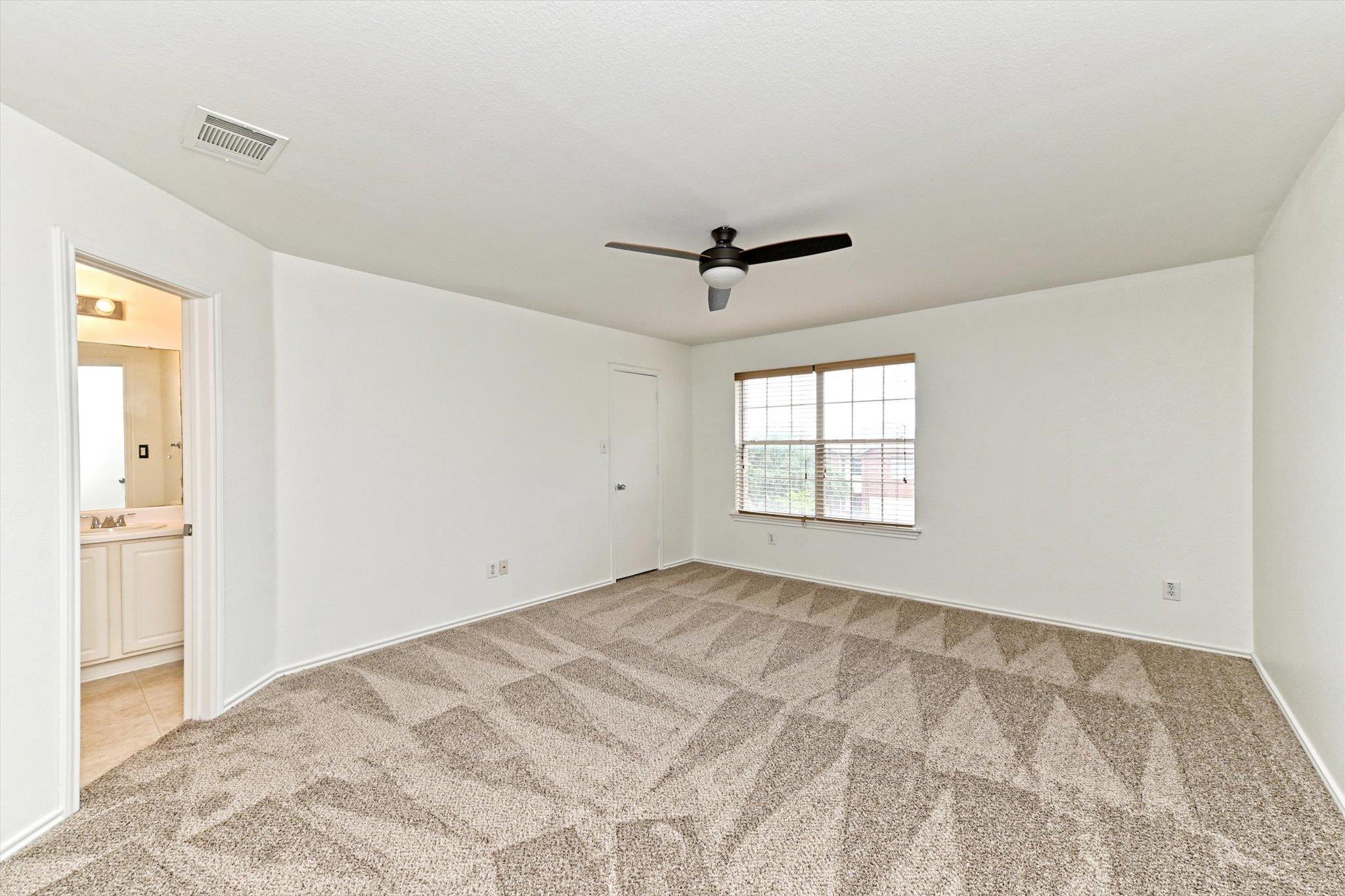113 Sawgrass Cir, Kyle, TX 78640