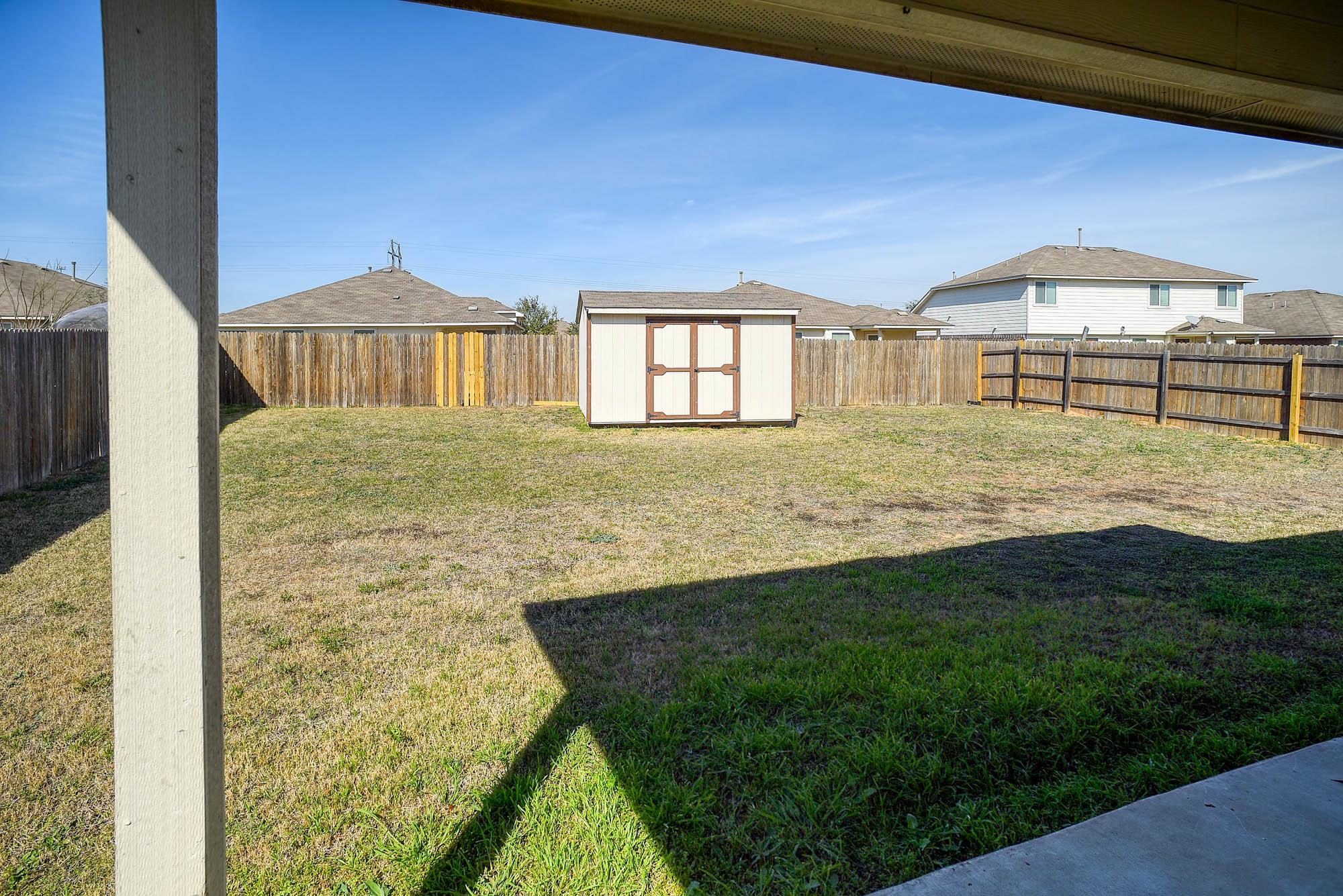 319 Wild Cat Dr, Bastrop, TX 78602