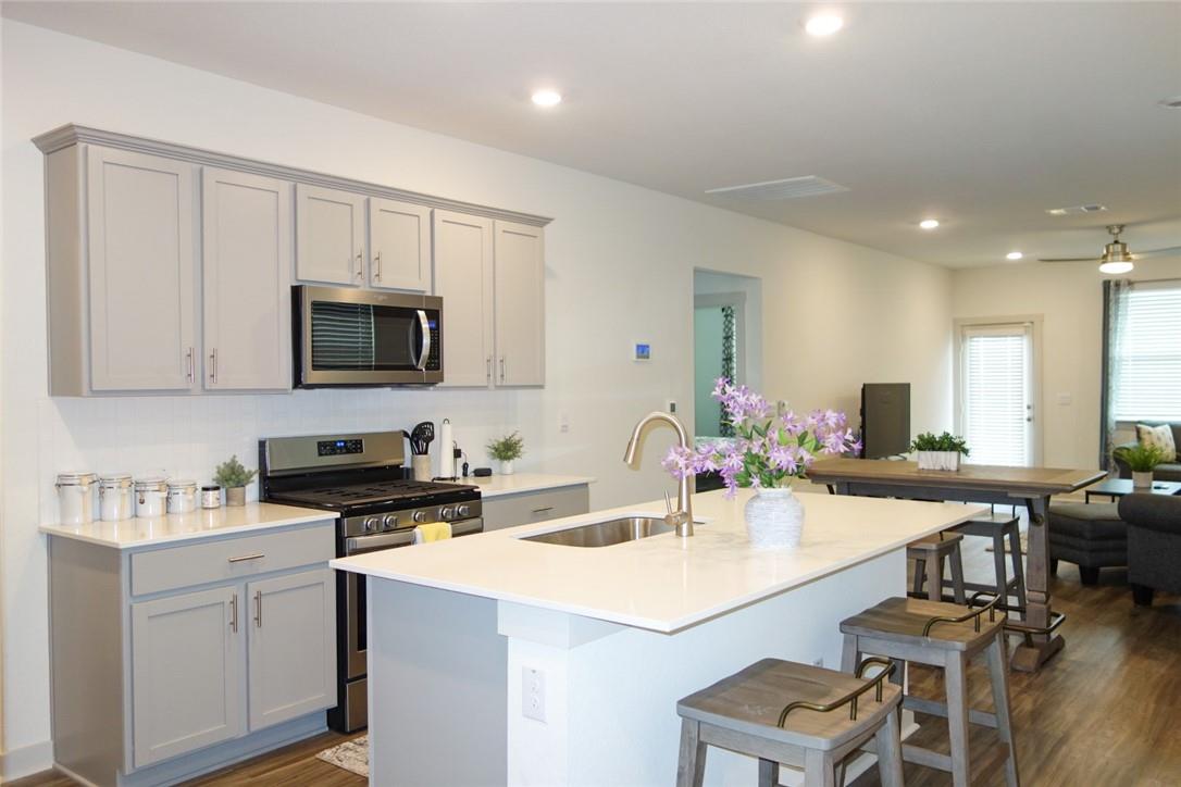 7506 Daves Landing Dr, Austin, TX 78724