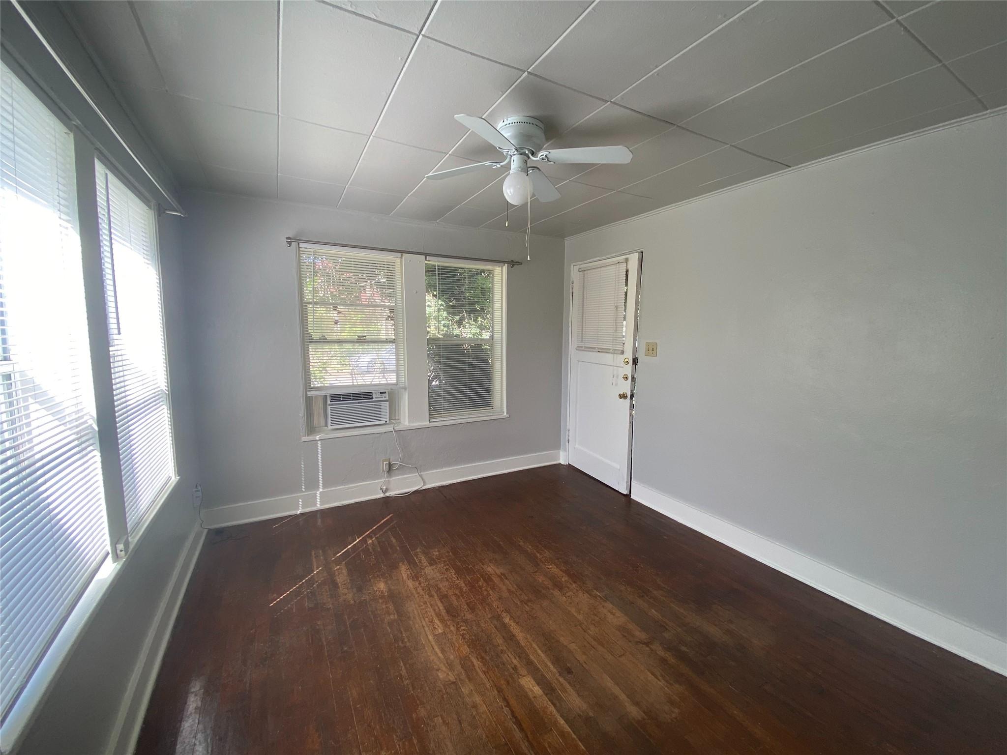 5009 Avenue G Ave # B, Austin, TX 78751