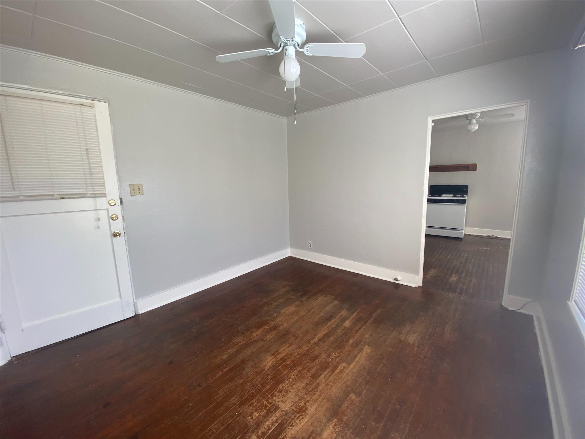 5009 Avenue G Ave # B, Austin, TX 78751