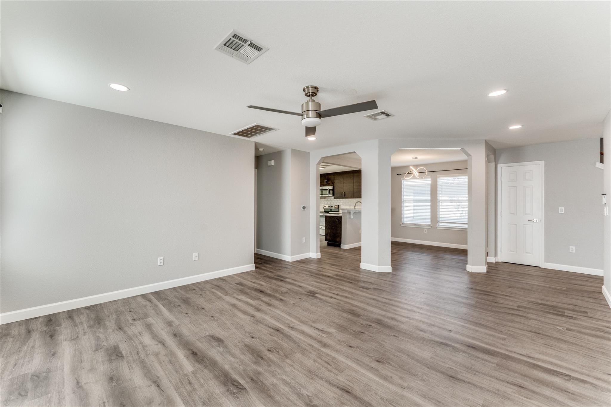 1408 Poppy Seed Ln, Austin, TX 78741