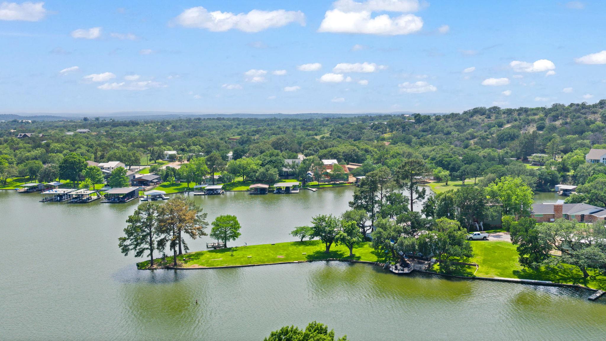 327 Mountain View Dr, Sunrise Beach, TX 78643