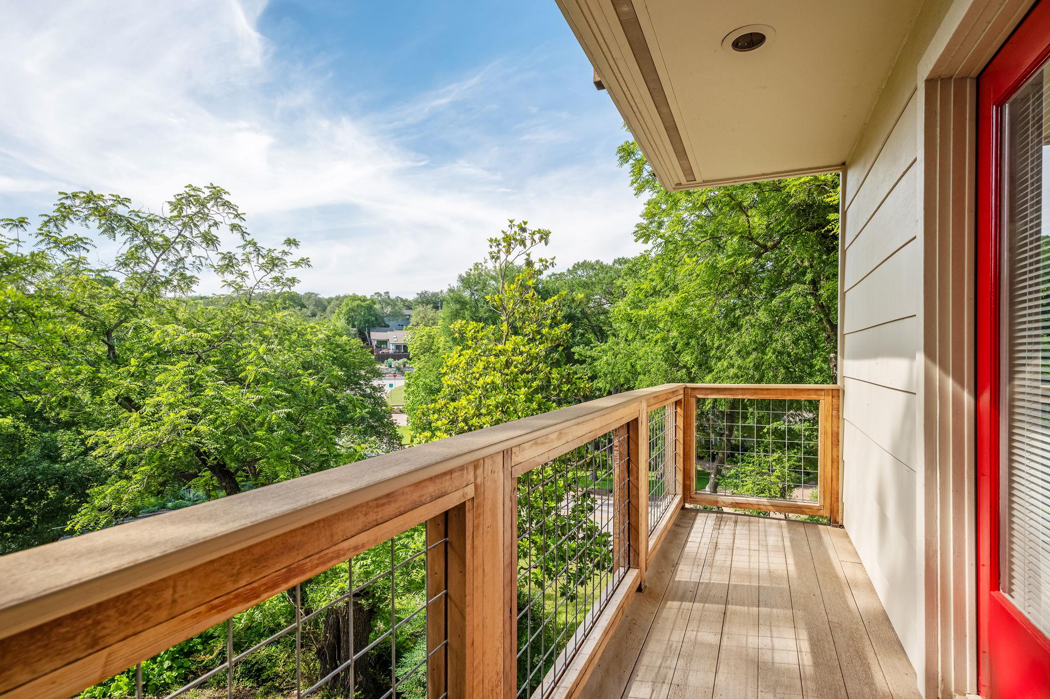 5932 Highland Hills Dr, Austin, TX 78731
